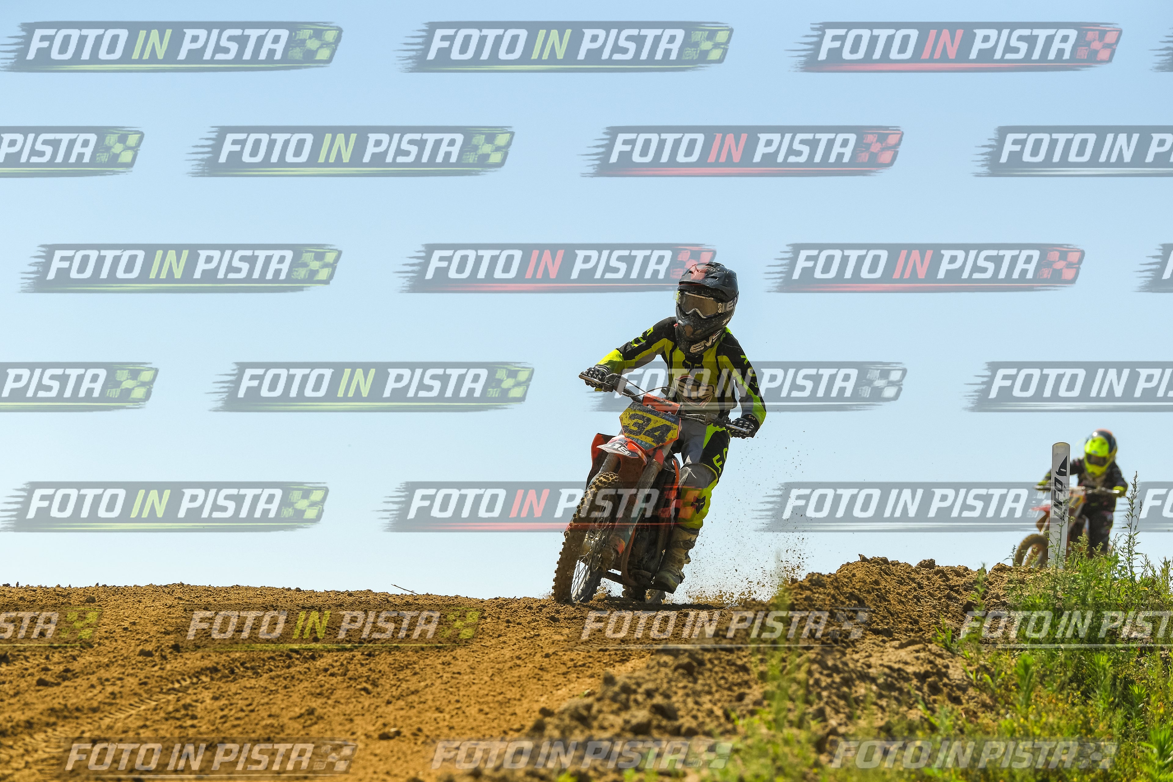 Foto GARAFMI2106261PROVA85CC numero 669