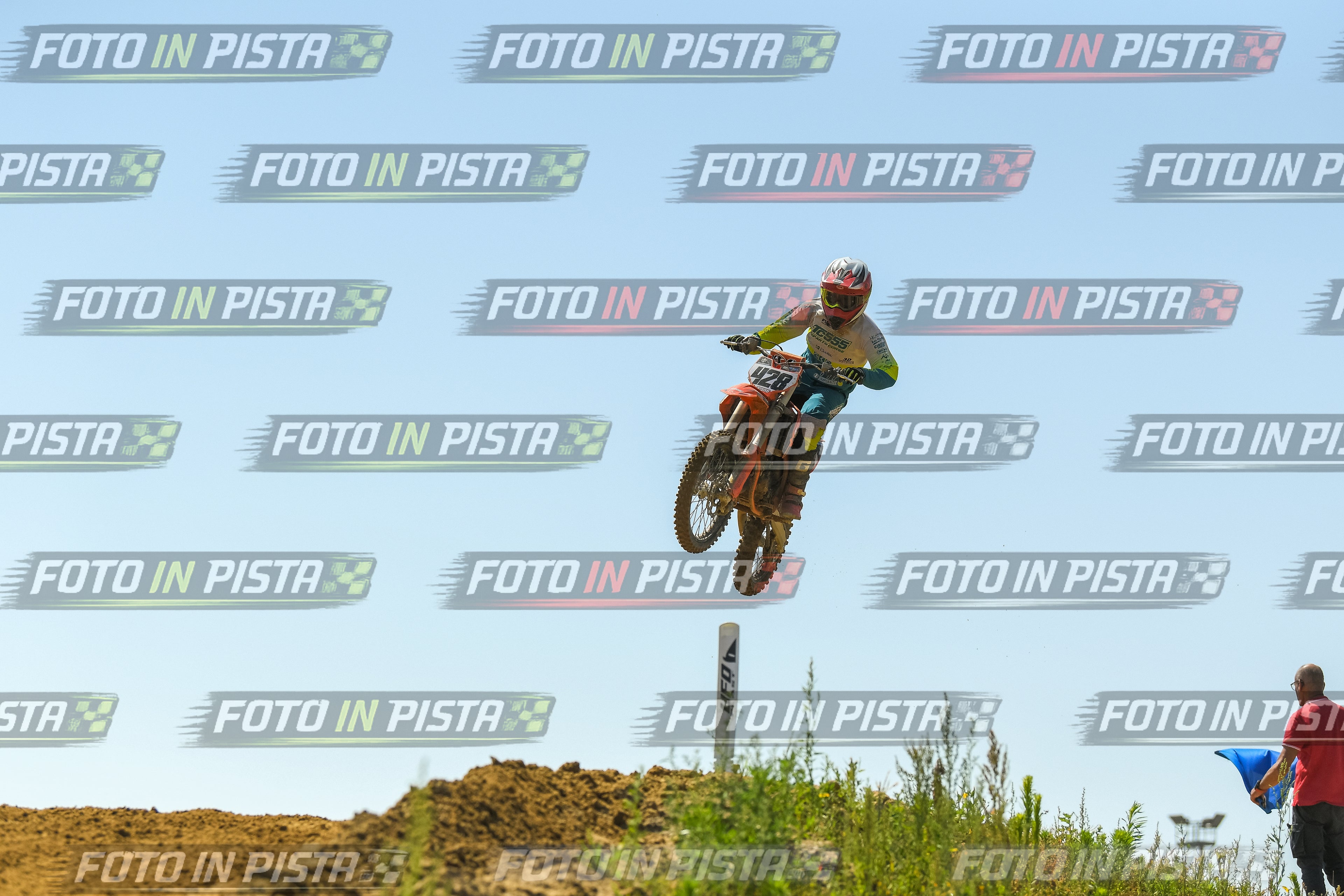 Foto GARAFMI2106261PROVA85CC numero 688
