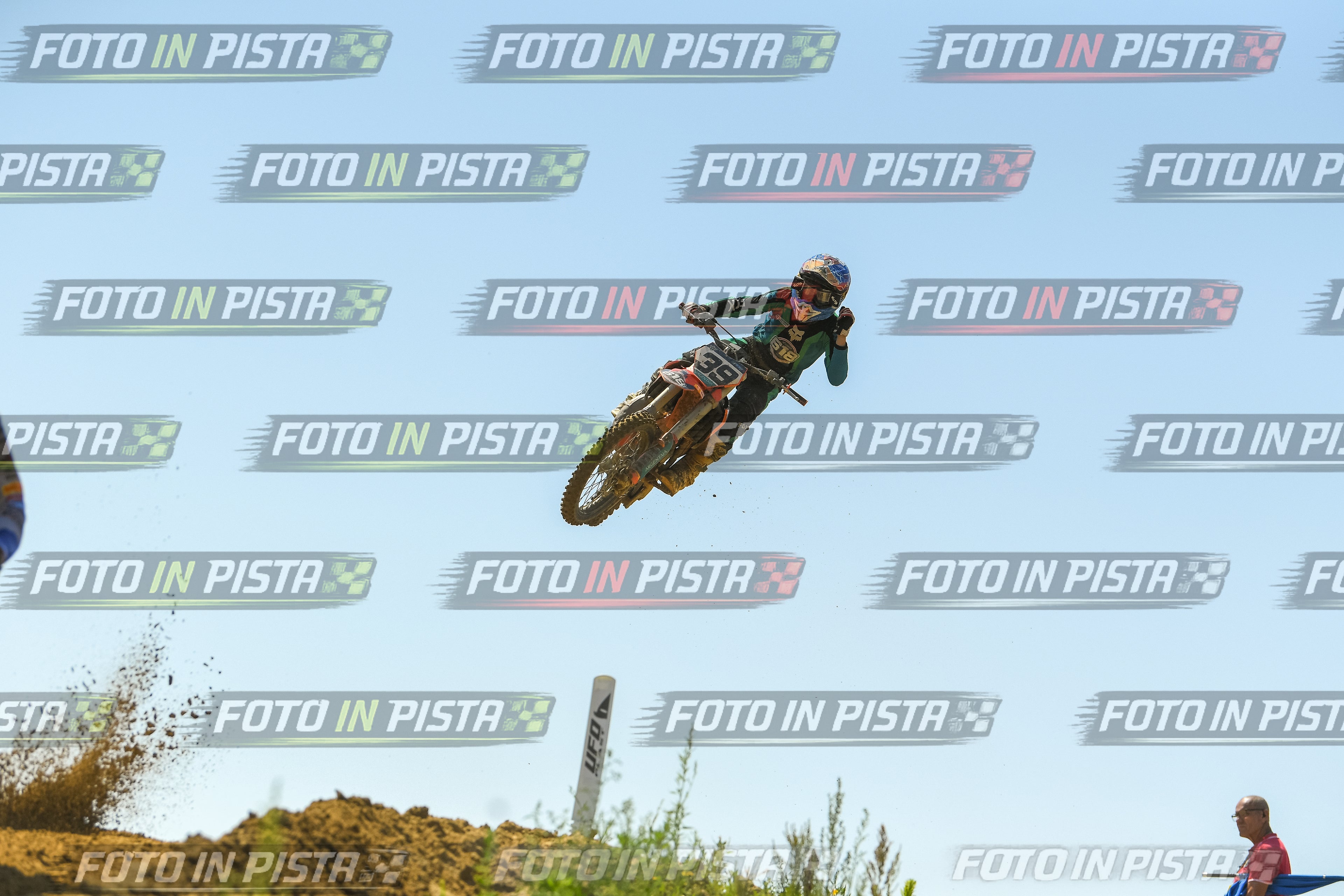 Foto GARAFMI2106261PROVA85CC numero 757