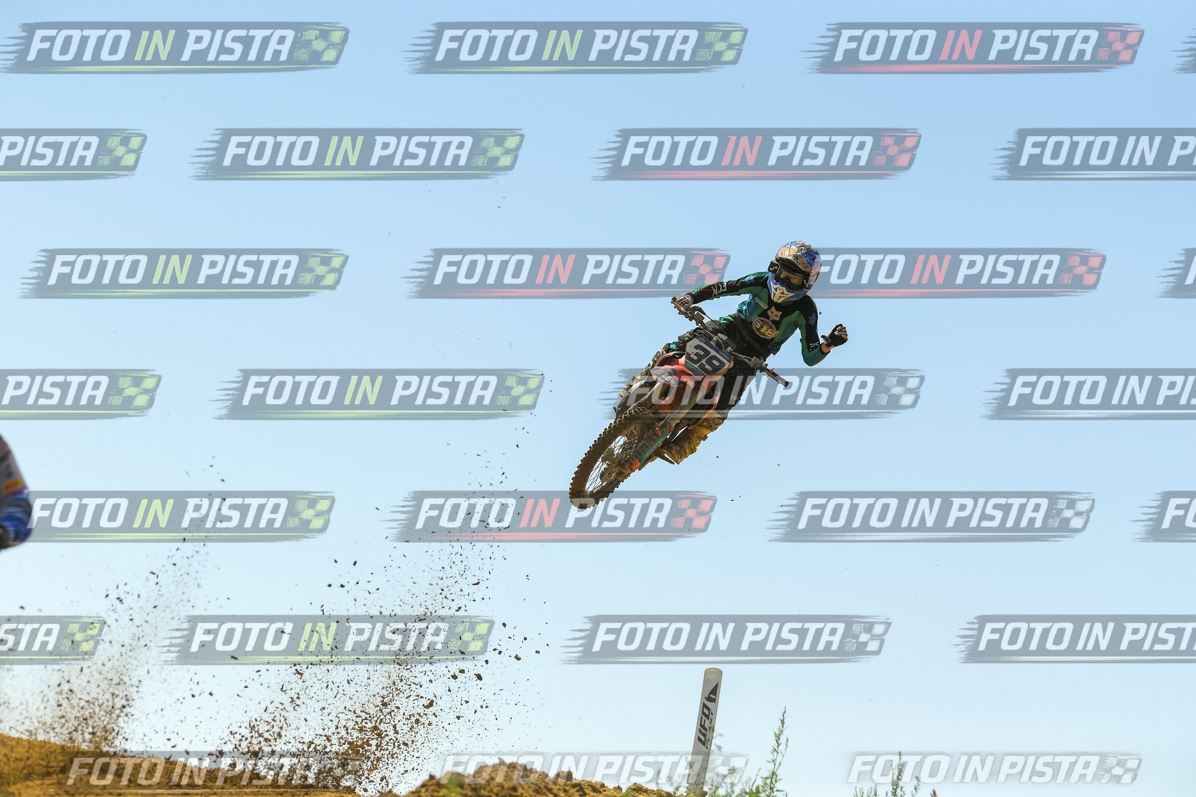 Foto GARAFMI2106261PROVA85CC numero 759
