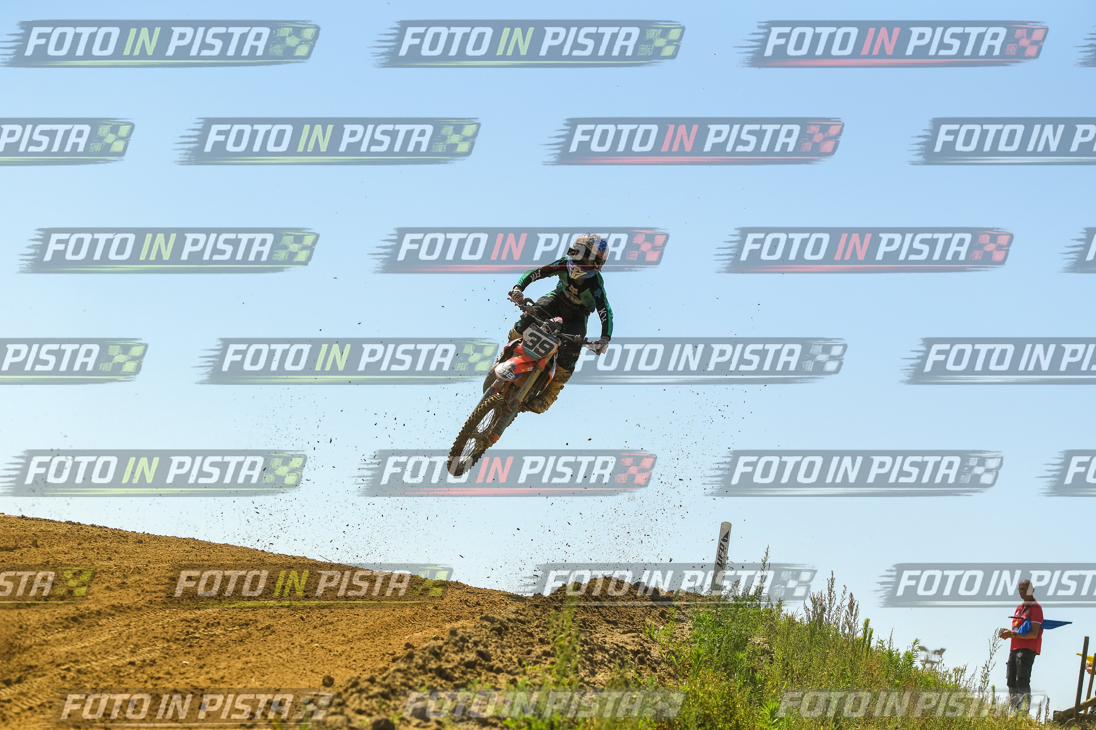 Foto GARAFMI2106261PROVA85CC numero 763