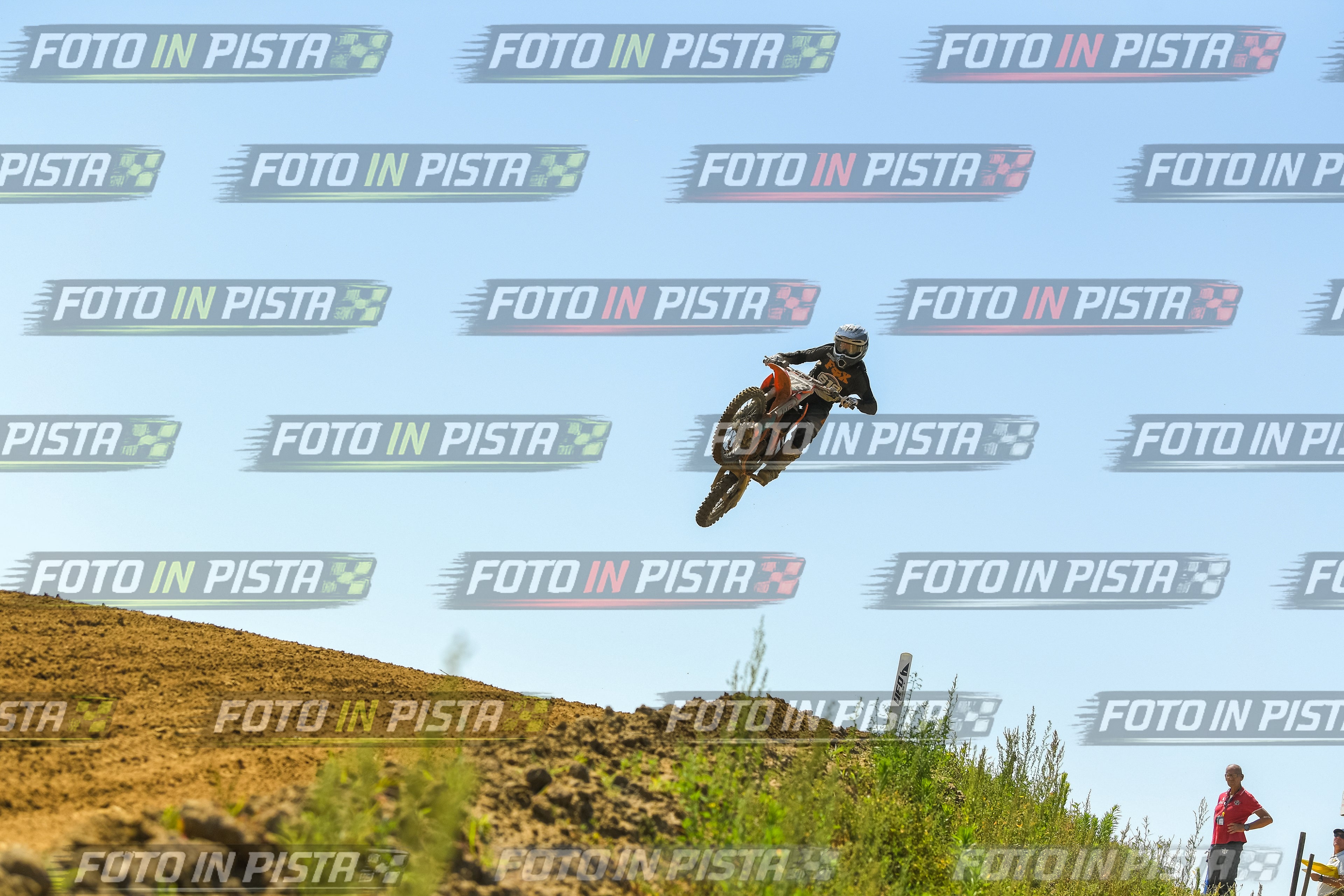 Foto GARAFMI2106261PROVA85CC numero 828