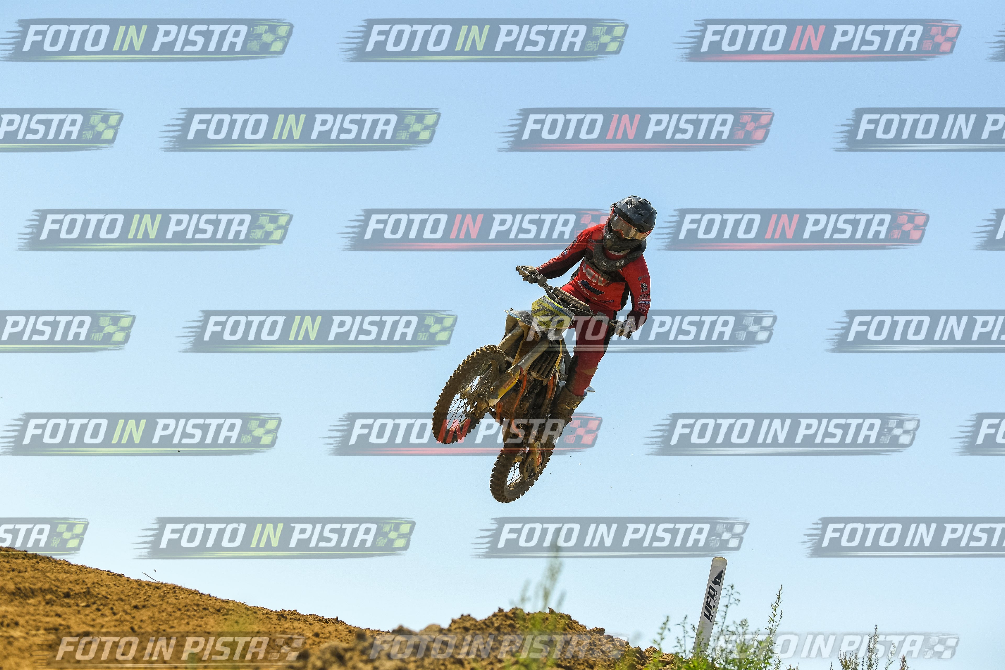 Foto GARAFMI2106261PROVA85CC numero 845