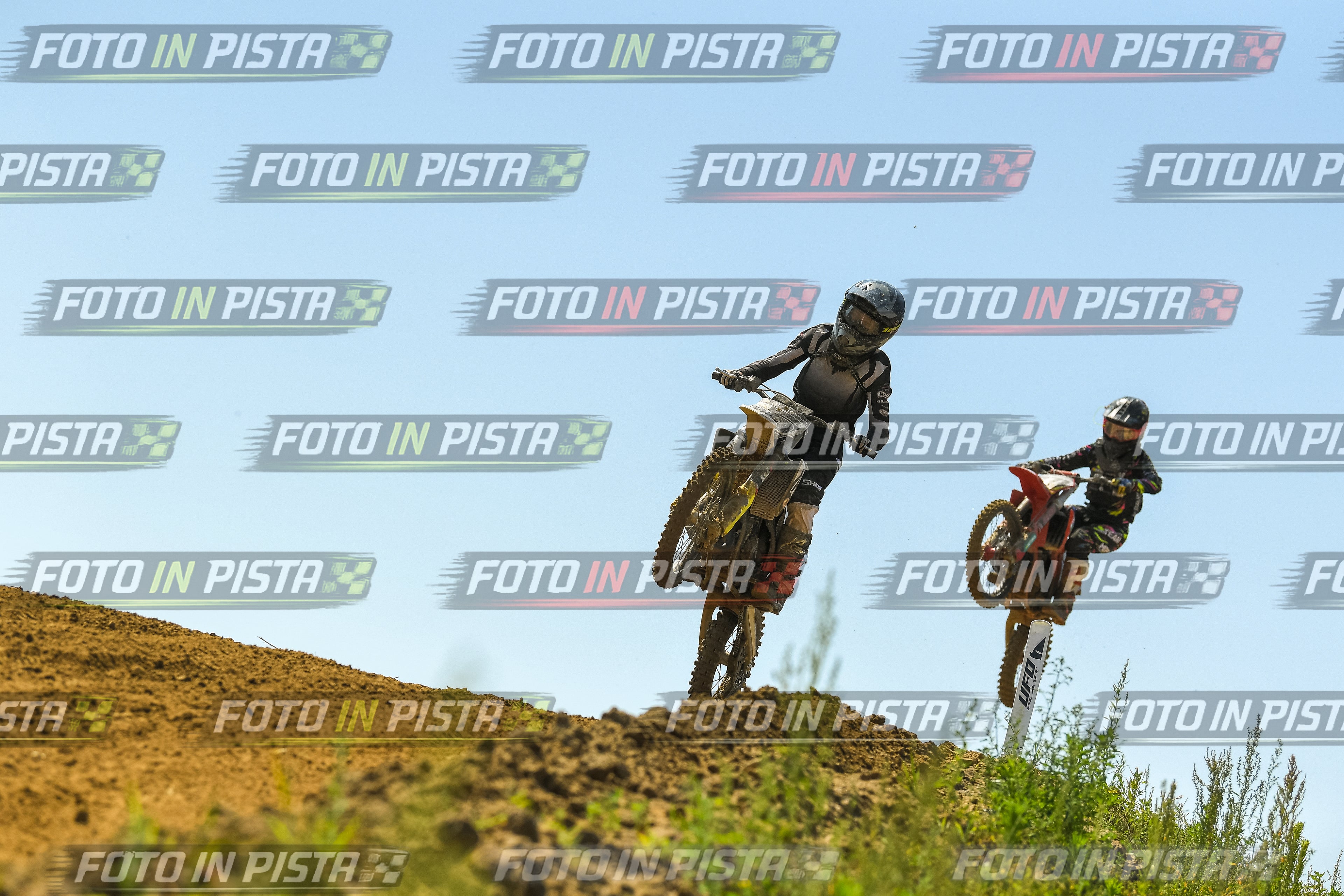 Foto GARAFMI2106261PROVA85CC numero 873