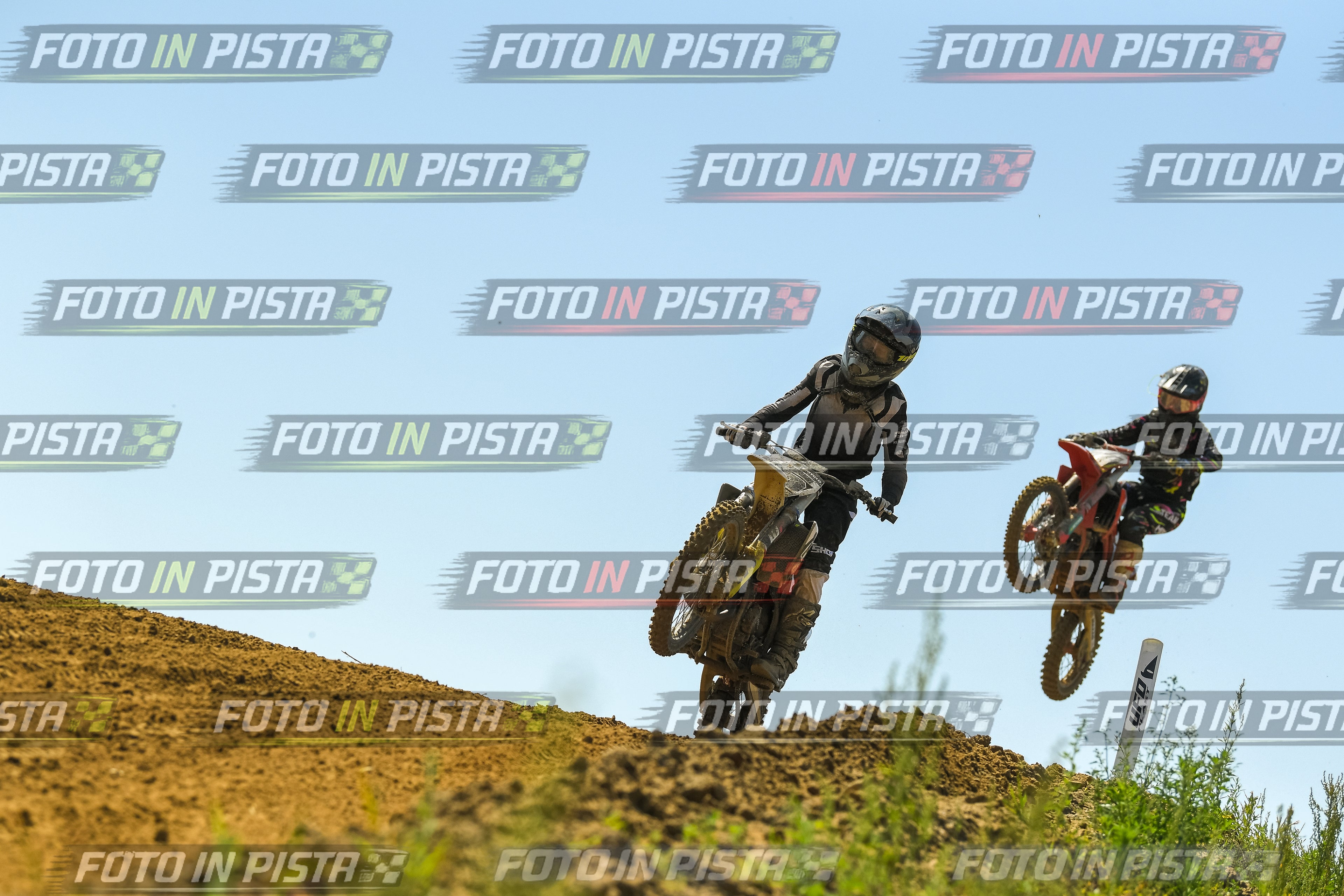 Foto GARAFMI2106261PROVA85CC numero 874