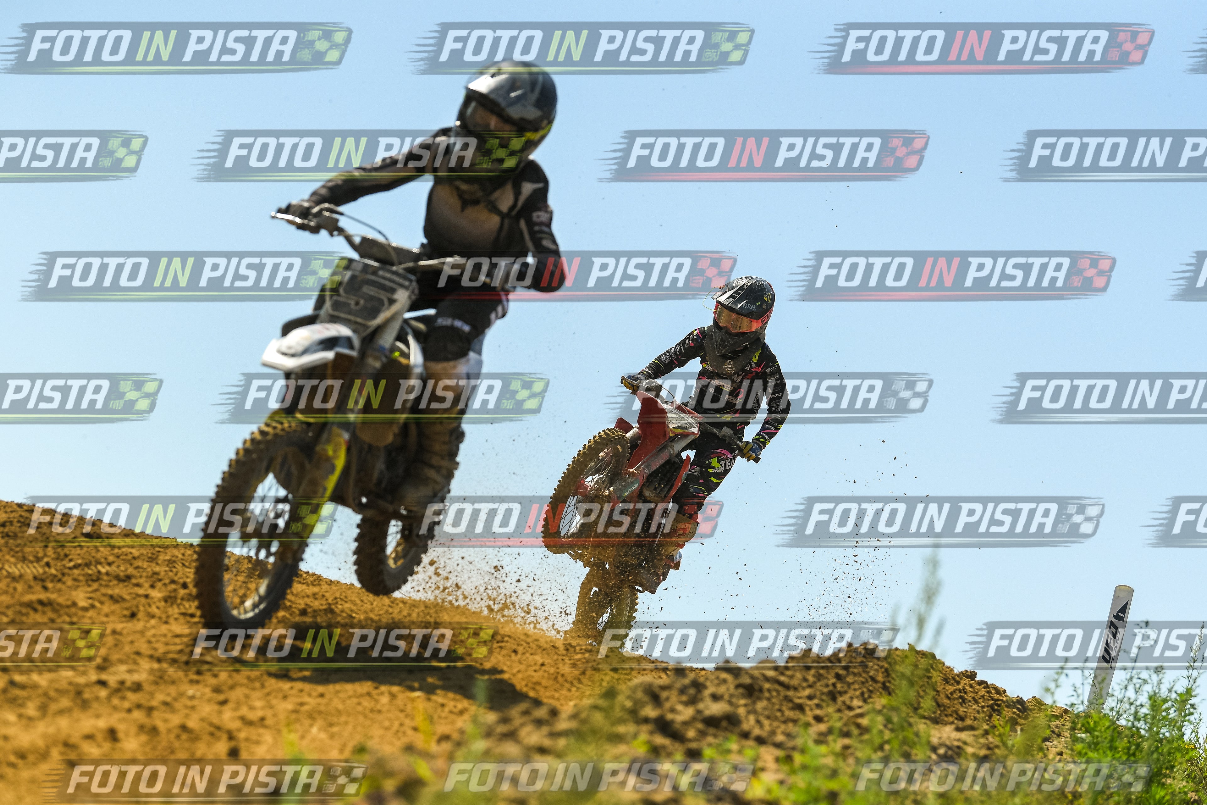 Foto GARAFMI2106261PROVA85CC numero 878