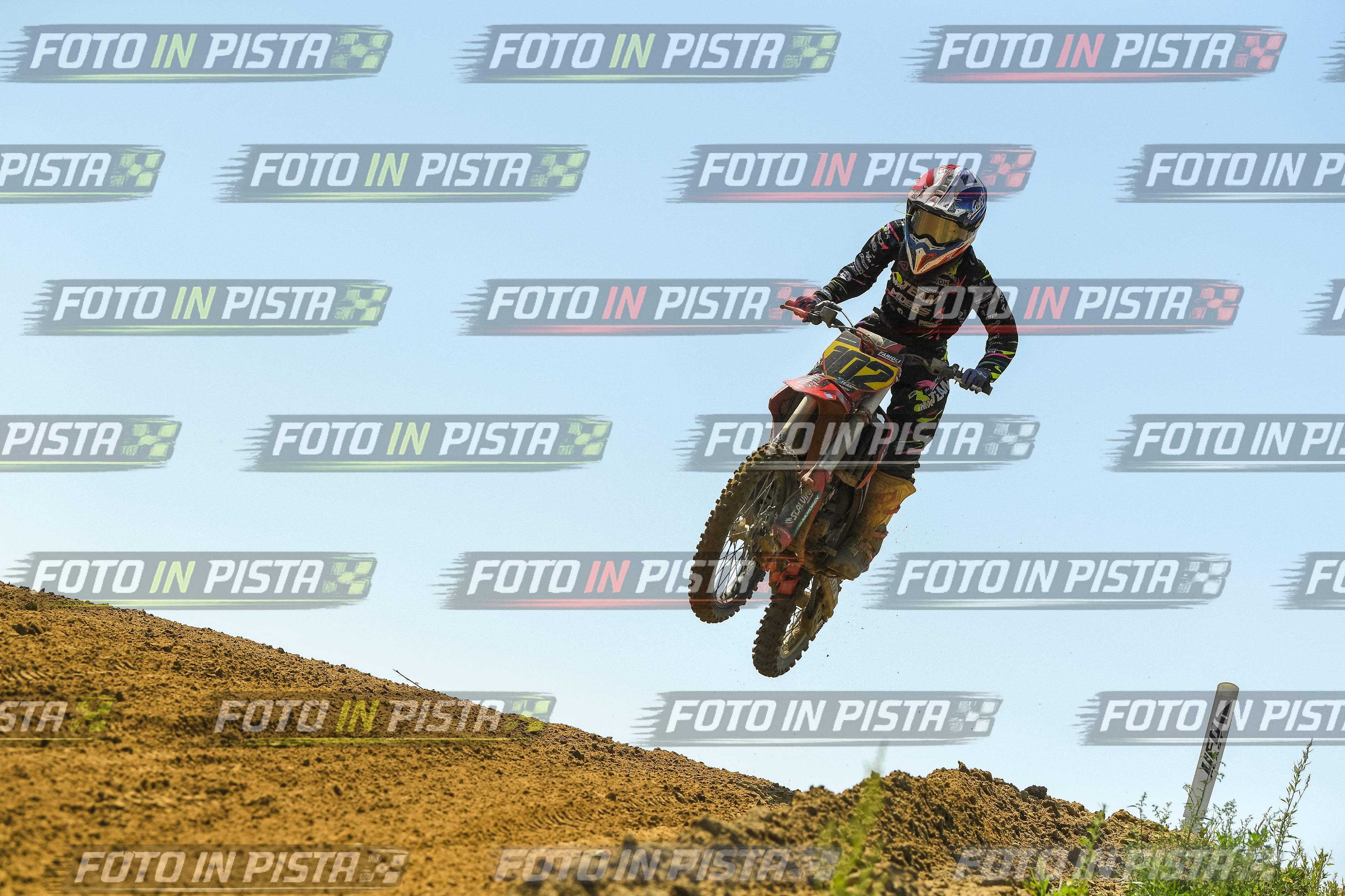Foto GARAFMI2106261PROVA85CC numero 892
