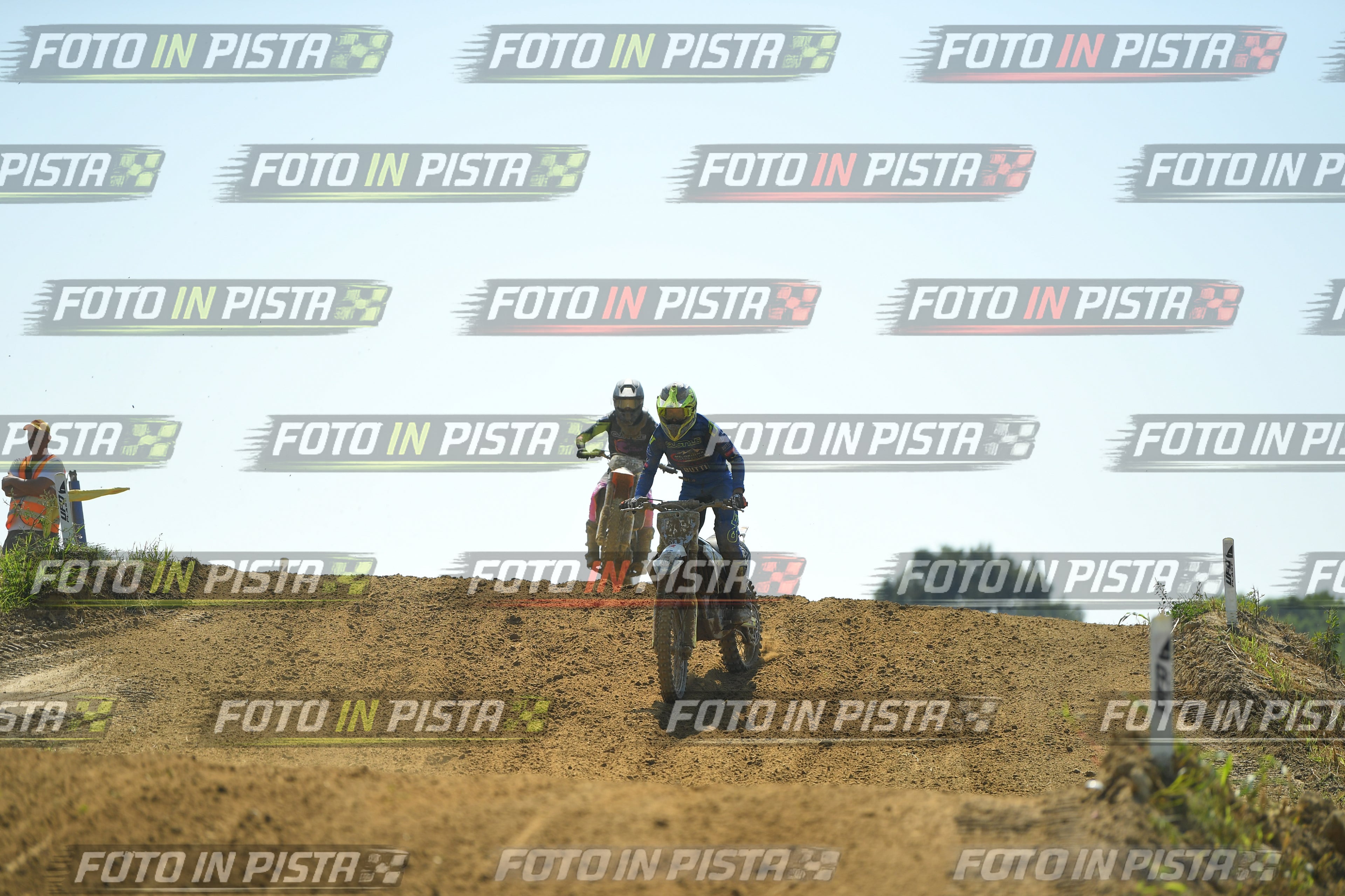 Foto GARAFMI2106261PROVAMX1MX2-232 numero 232