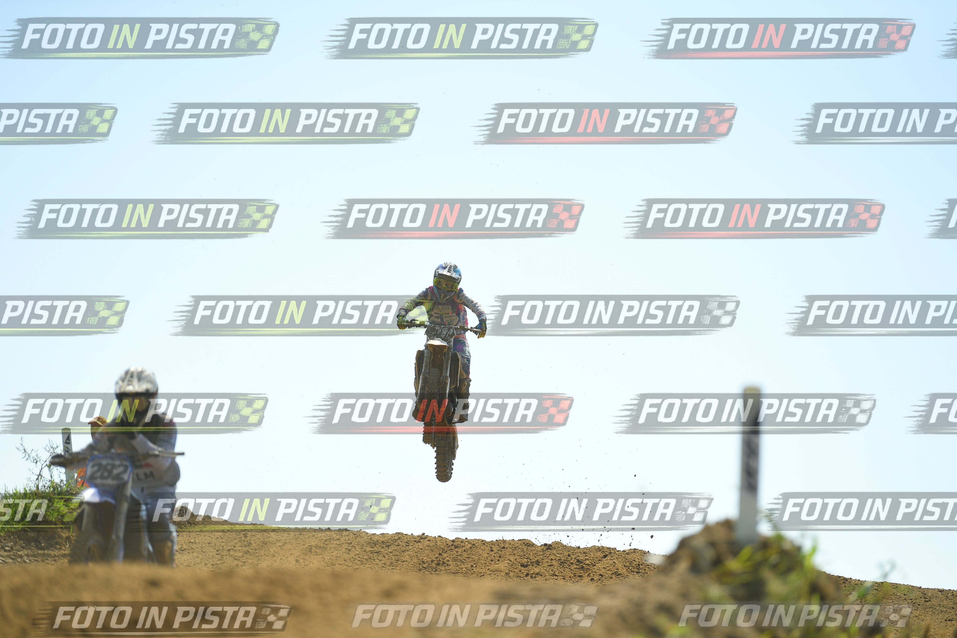 Foto GARAFMI2106261PROVAMX1MX2-379 numero 379