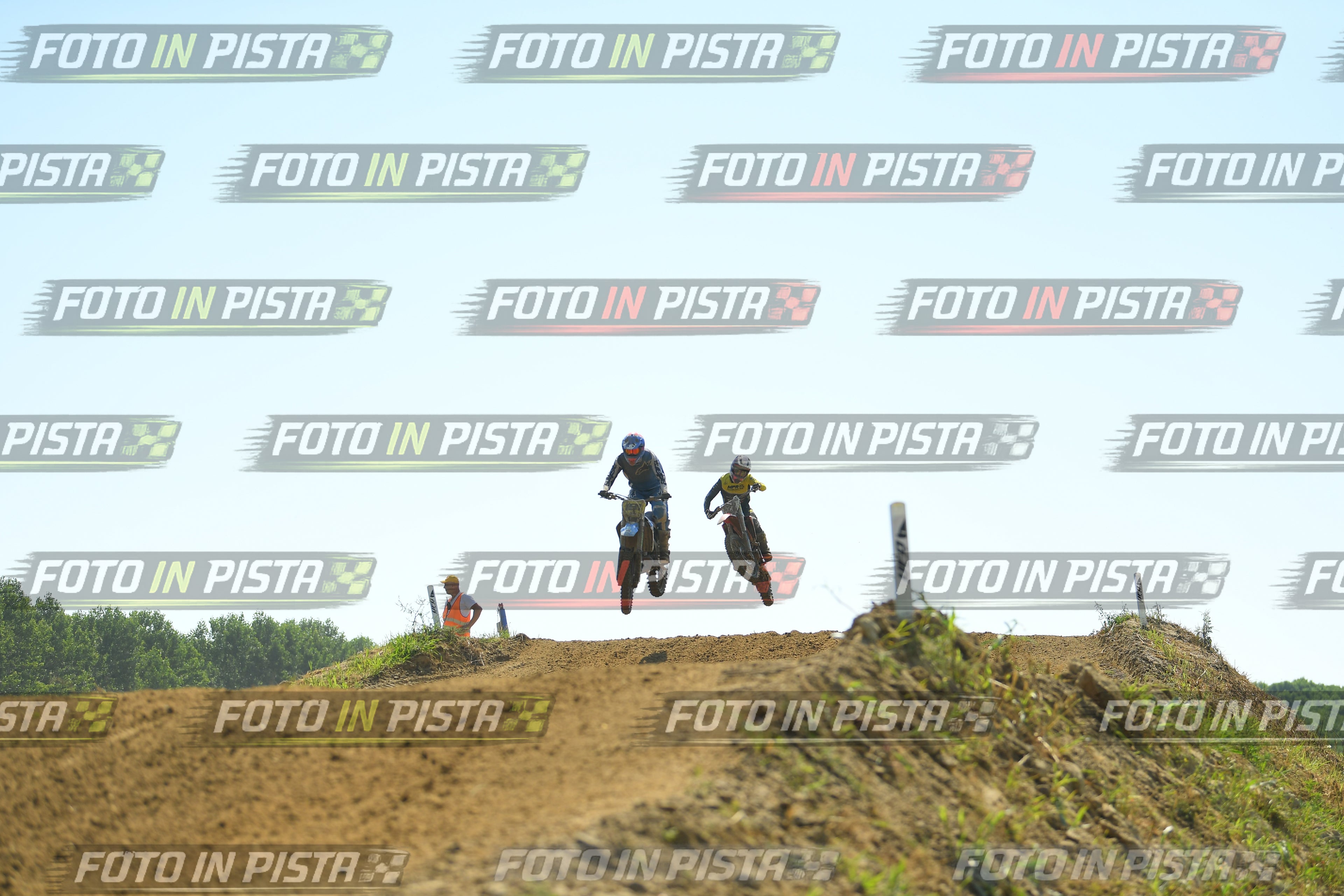 Foto GARAFMI2106261PROVAMX1MX2-408 numero 408