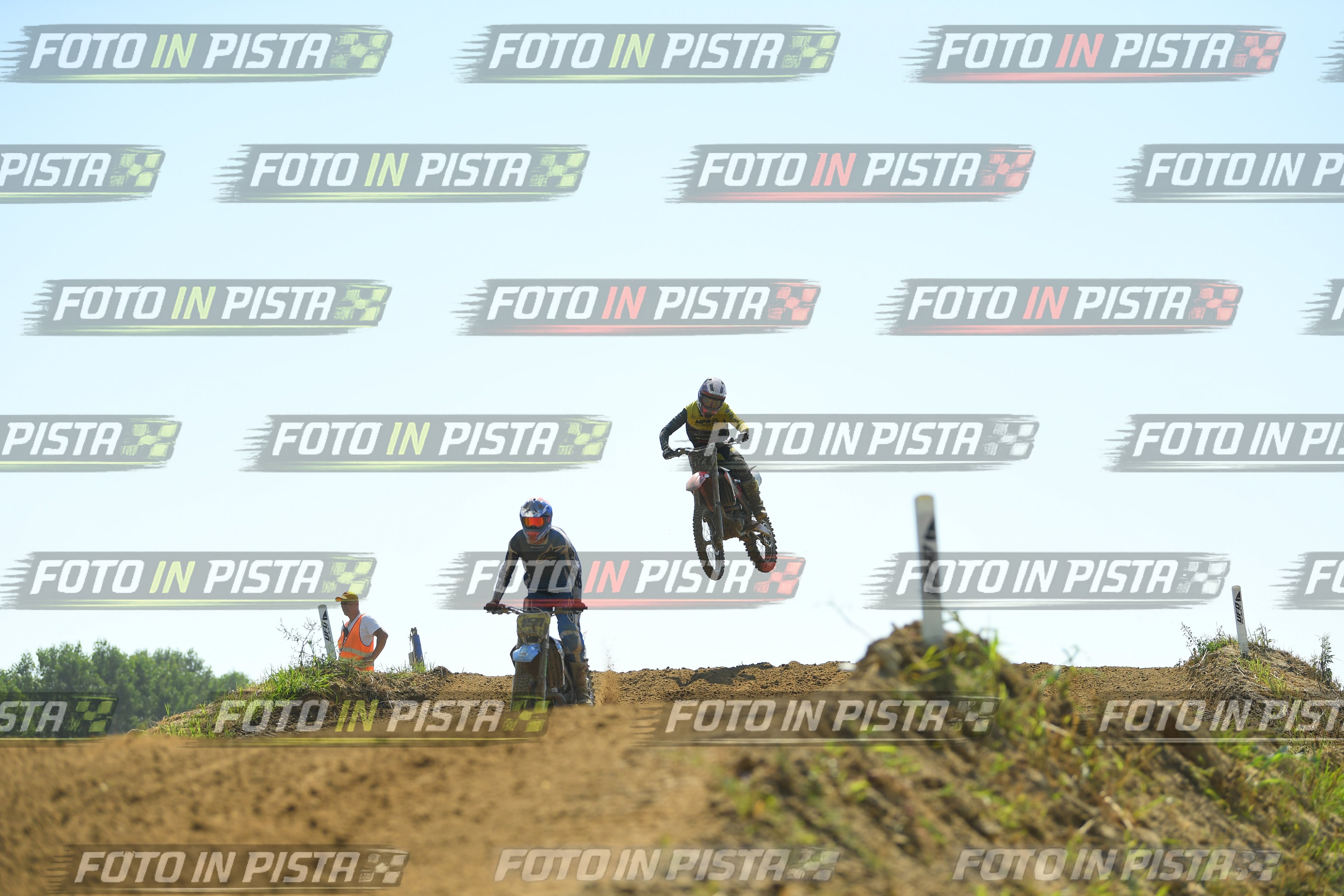 Foto GARAFMI2106261PROVAMX1MX2-410 numero 410