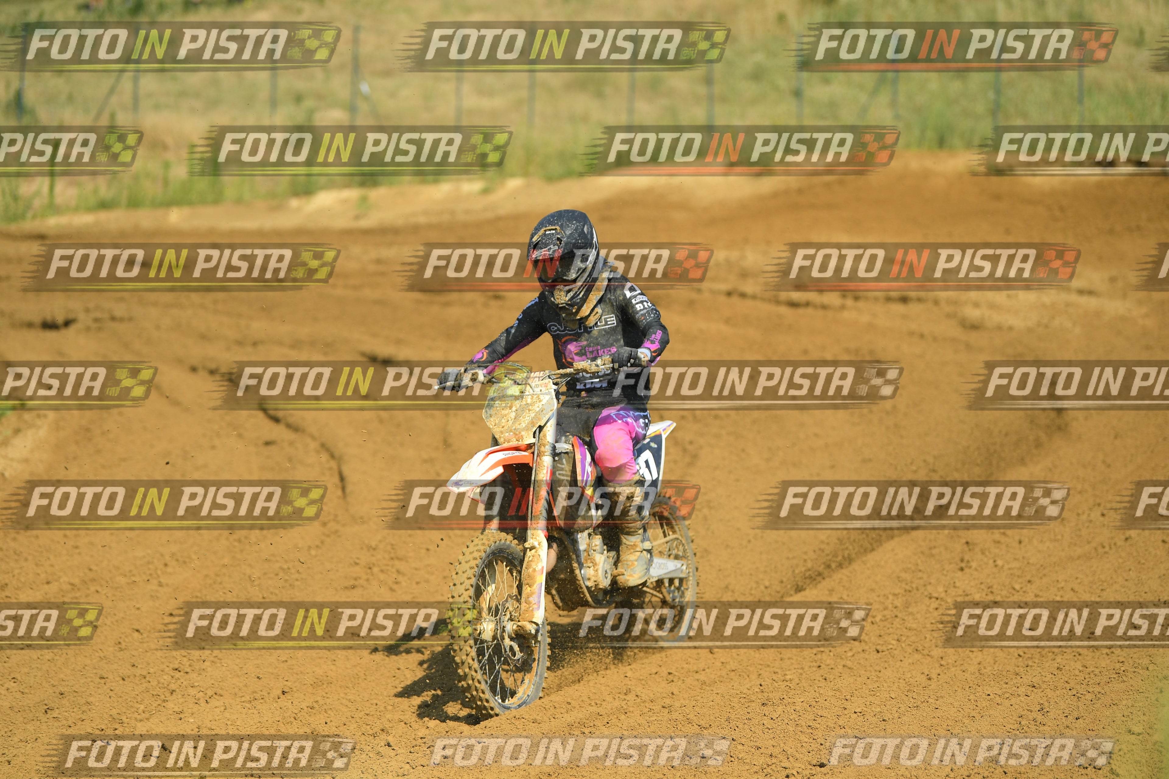 Foto GARAFMI2106261PROVAMX1MX2-587 numero 587