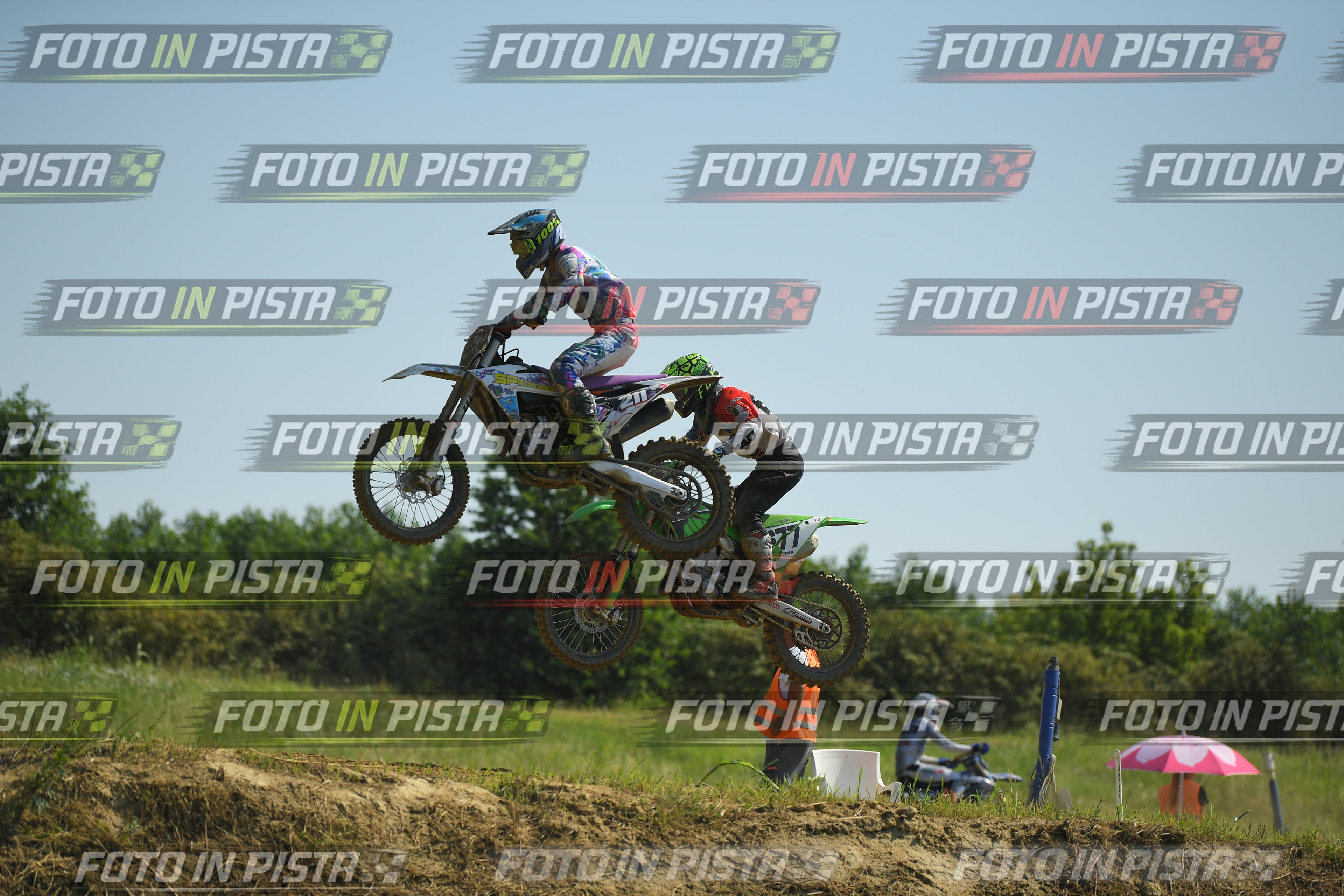 Foto GARAFMI2106261PROVAMX1MX2-611 numero 611