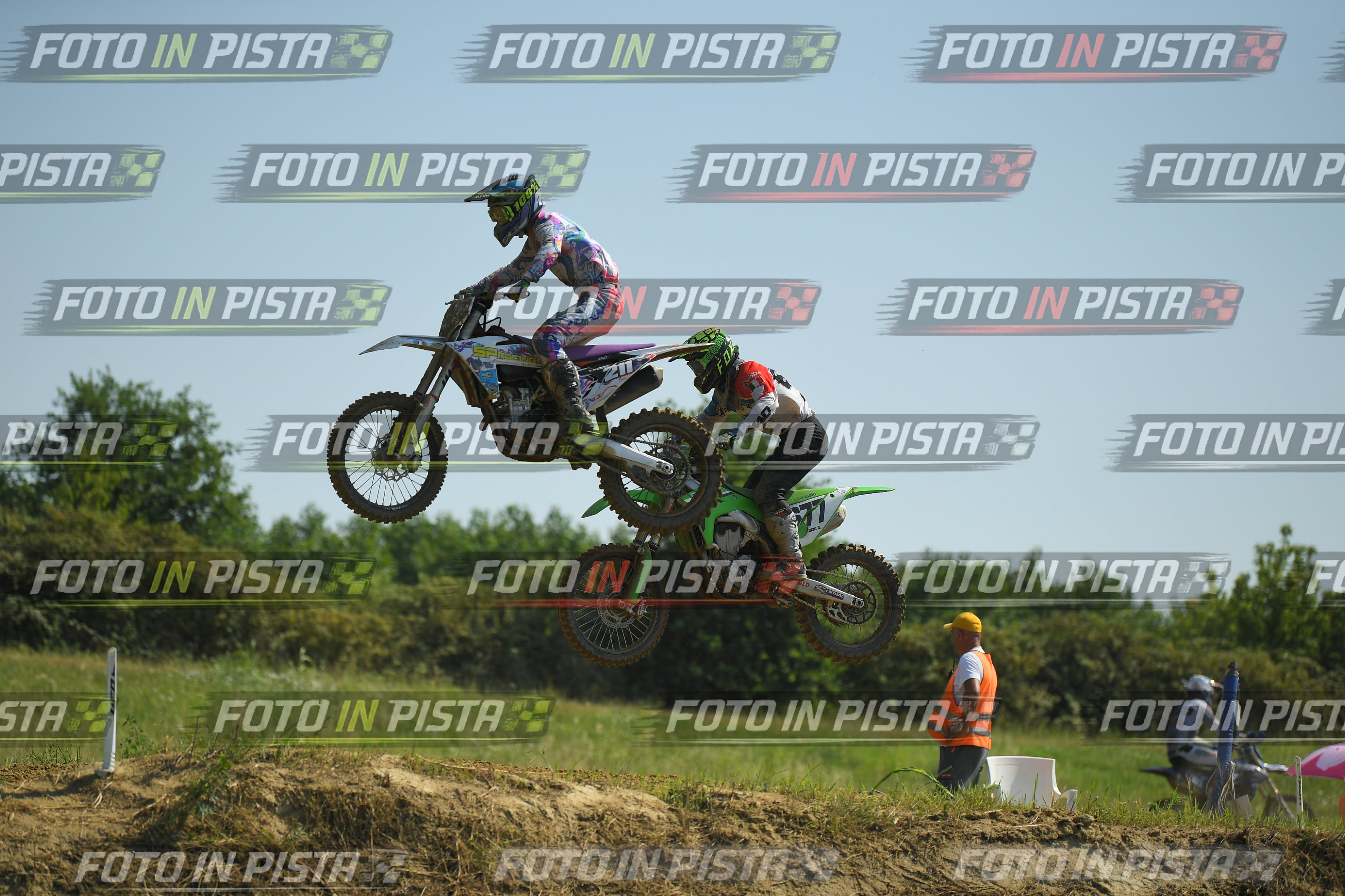 Foto GARAFMI2106261PROVAMX1MX2-612 numero 612