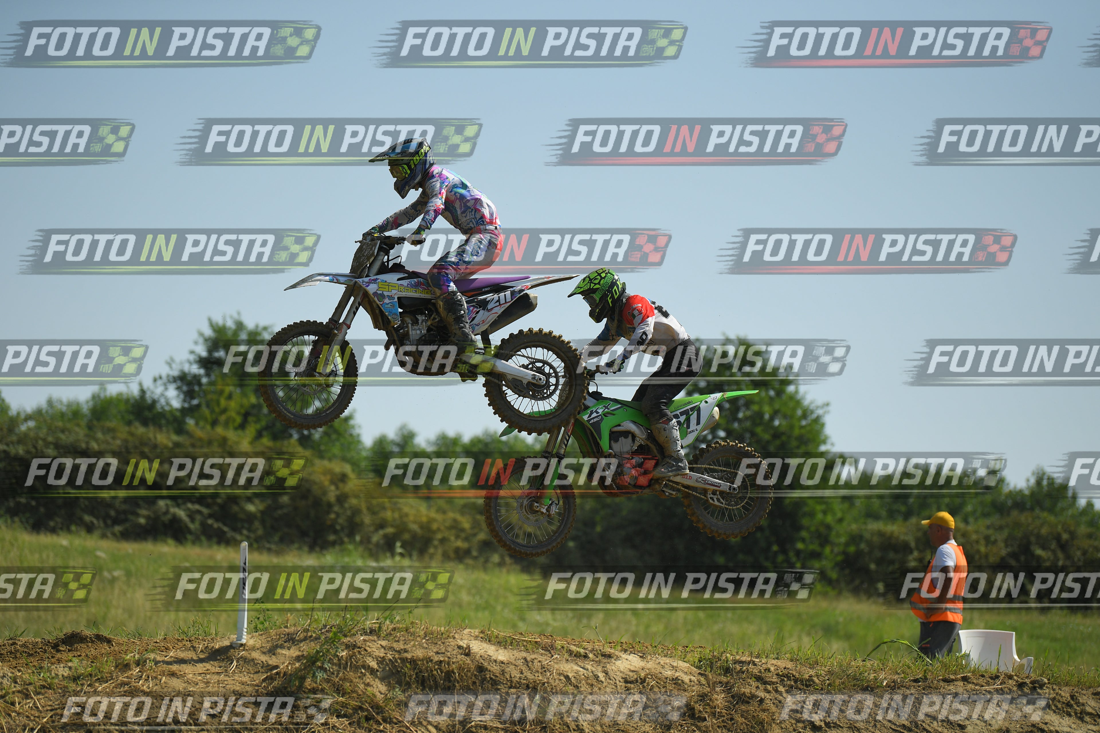 Foto GARAFMI2106261PROVAMX1MX2-613 numero 613