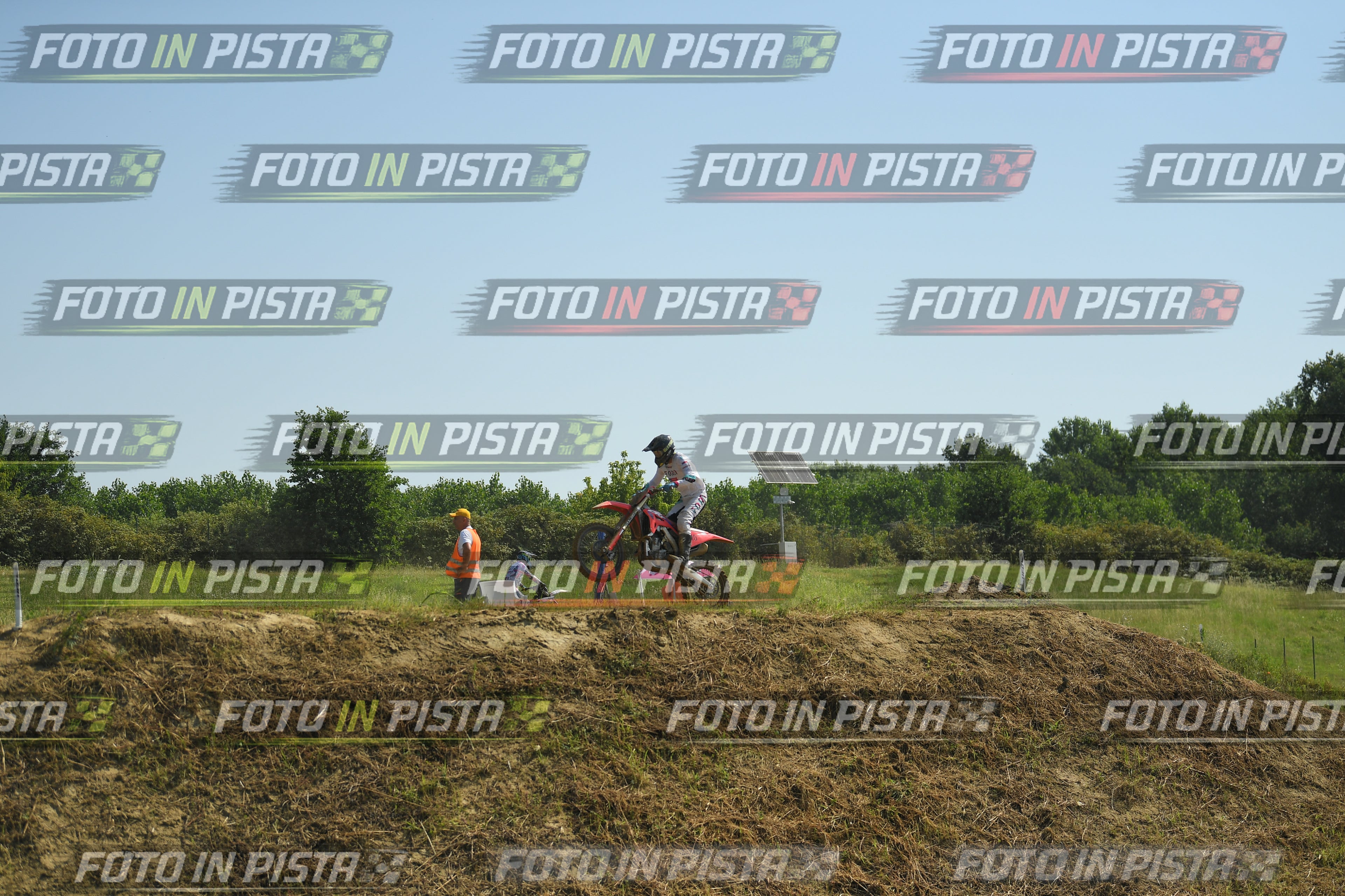 Foto GARAFMI2106261PROVAMX1MX2-670 numero 670