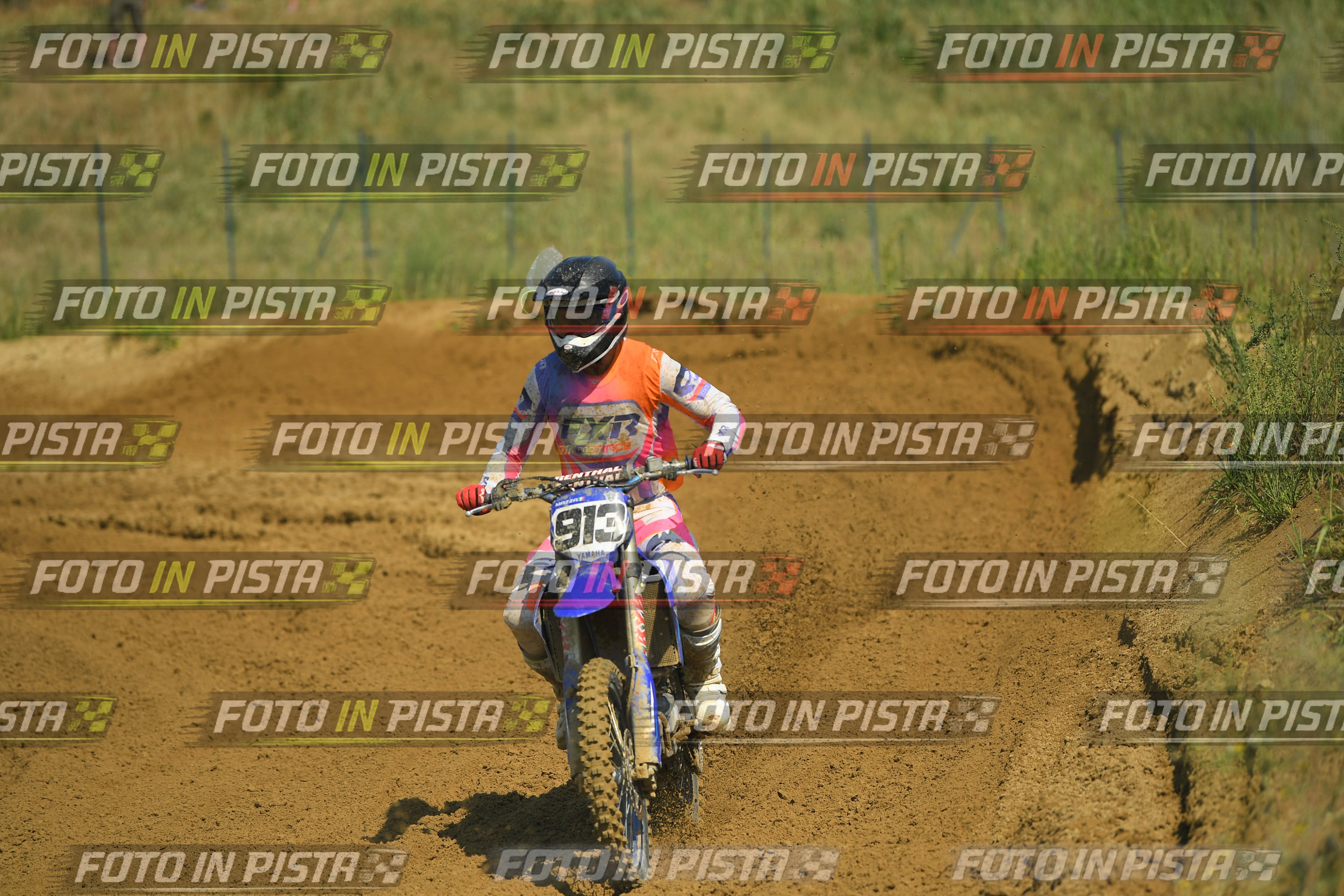 Foto GARAFMI2106261PROVAMX1MX2-737 numero 737