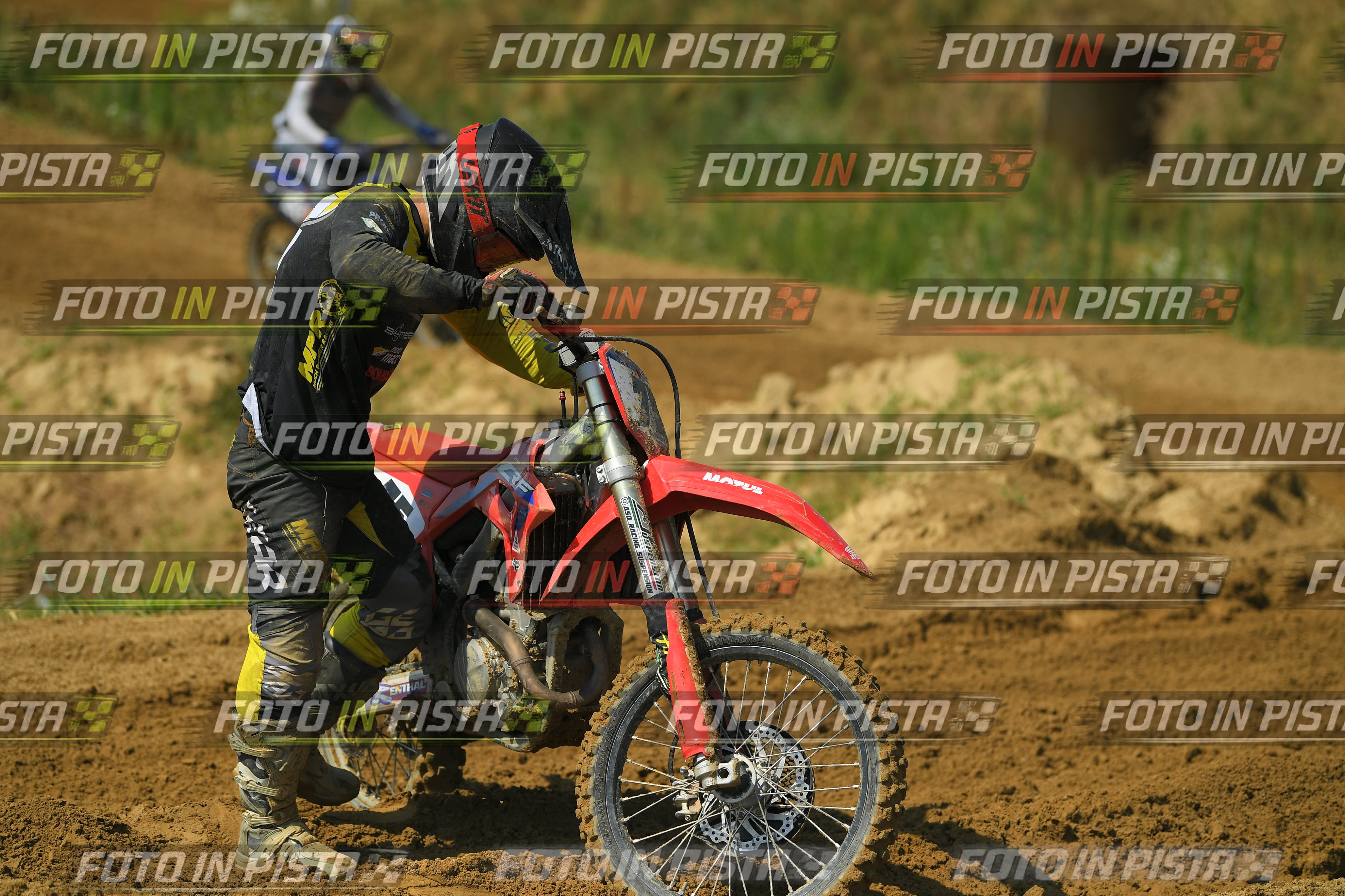 Foto GARAFMI2106261PROVAMX1MX2-899 numero 899