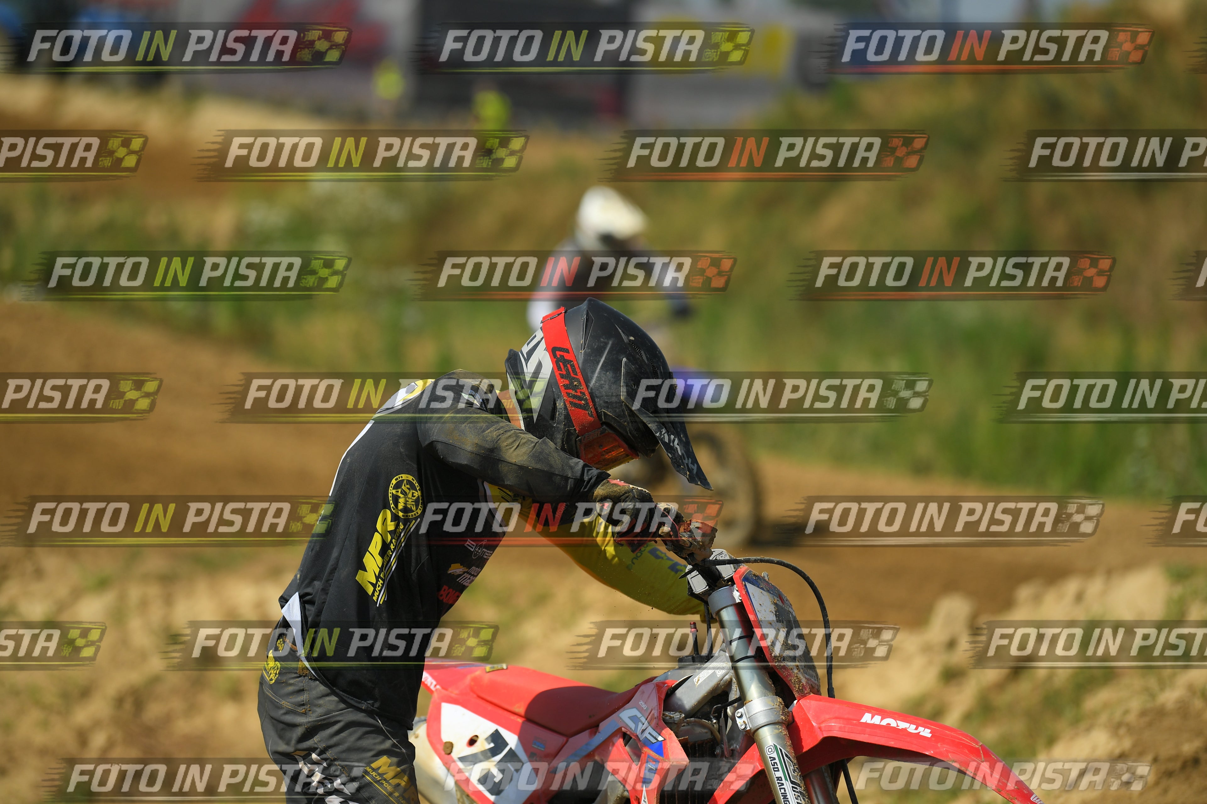 Foto GARAFMI2106261PROVAMX1MX2-900 numero 900