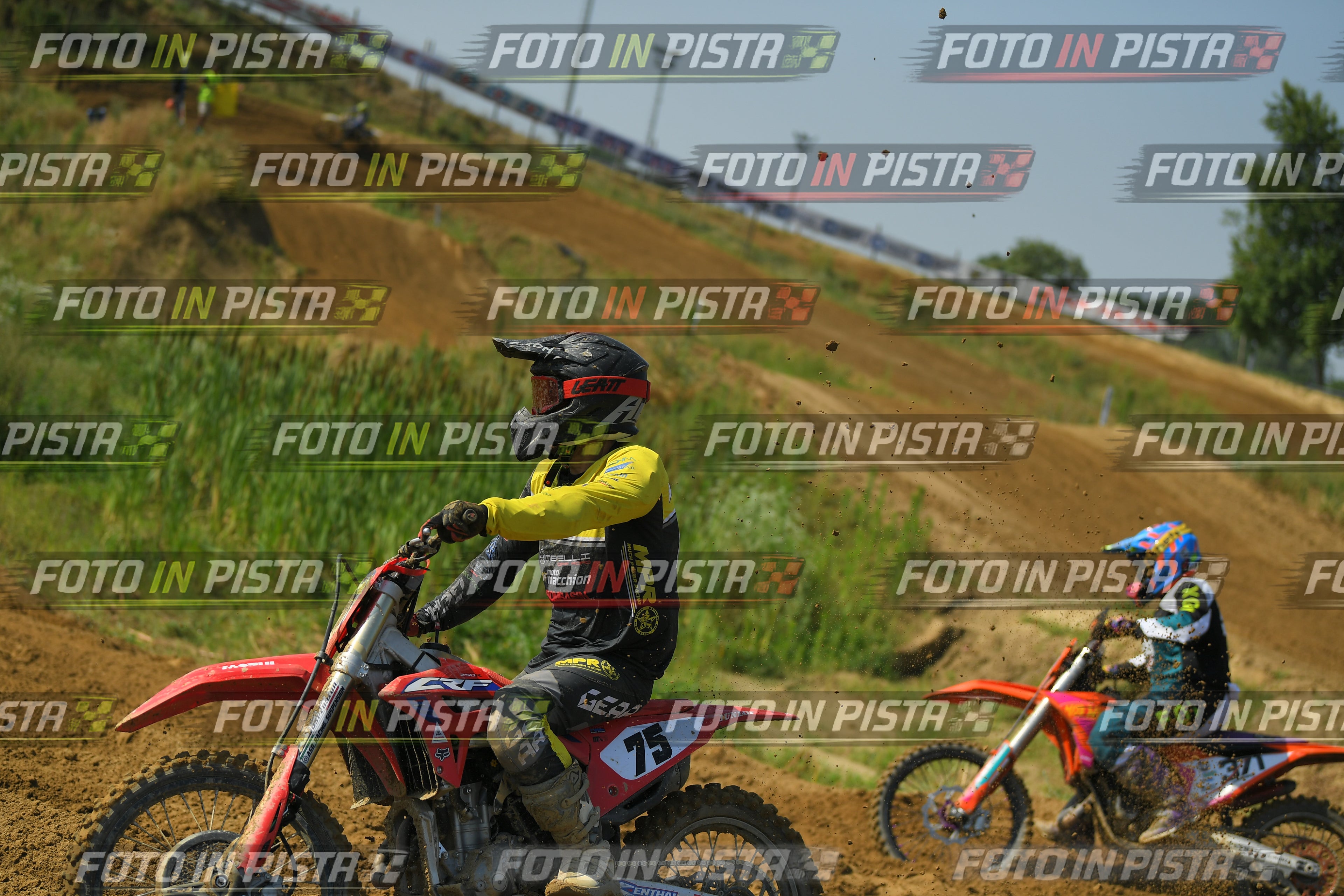 Foto GARAFMI2106261PROVAMX1MX2-909 numero 909
