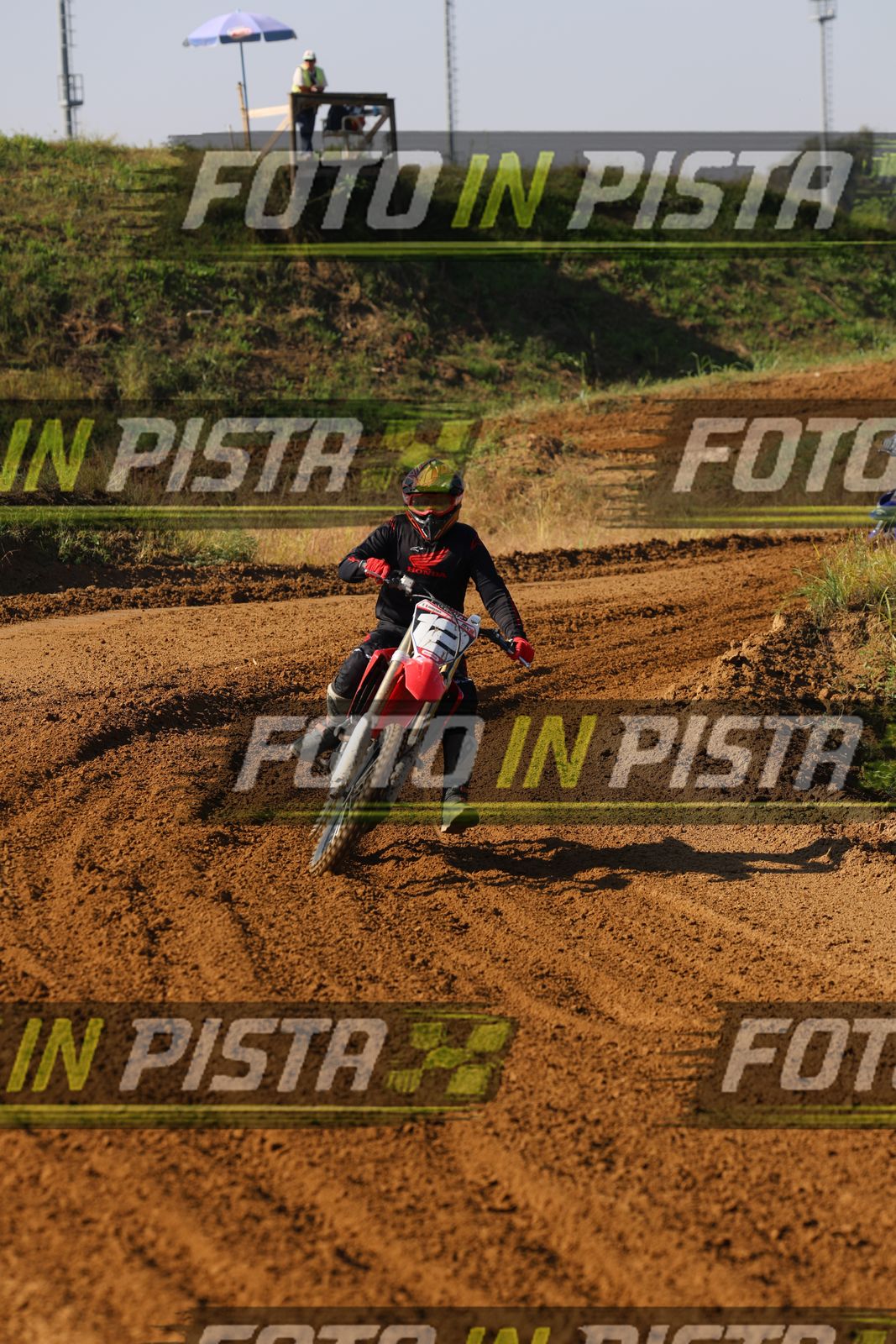 RUSSEL · JD9A3226