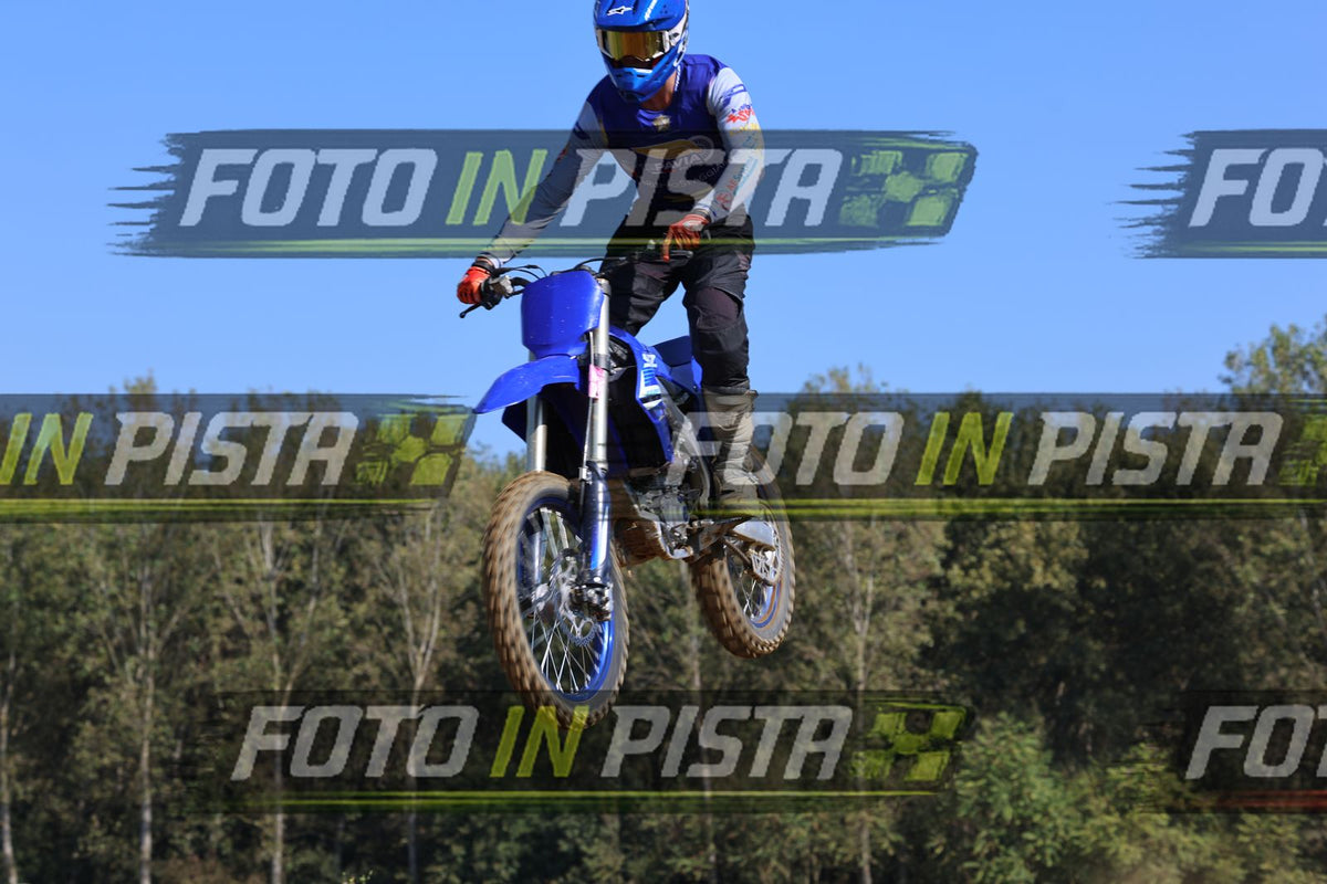BLUE MOTO - BLUE PAVIA · JD9A3529