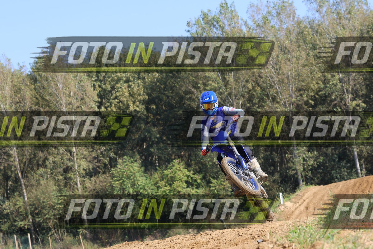 BLUE MOTO - BLUE PAVIA · JD9A3561
