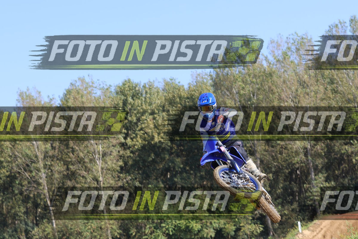 BLUE MOTO - BLUE PAVIA · JD9A3562