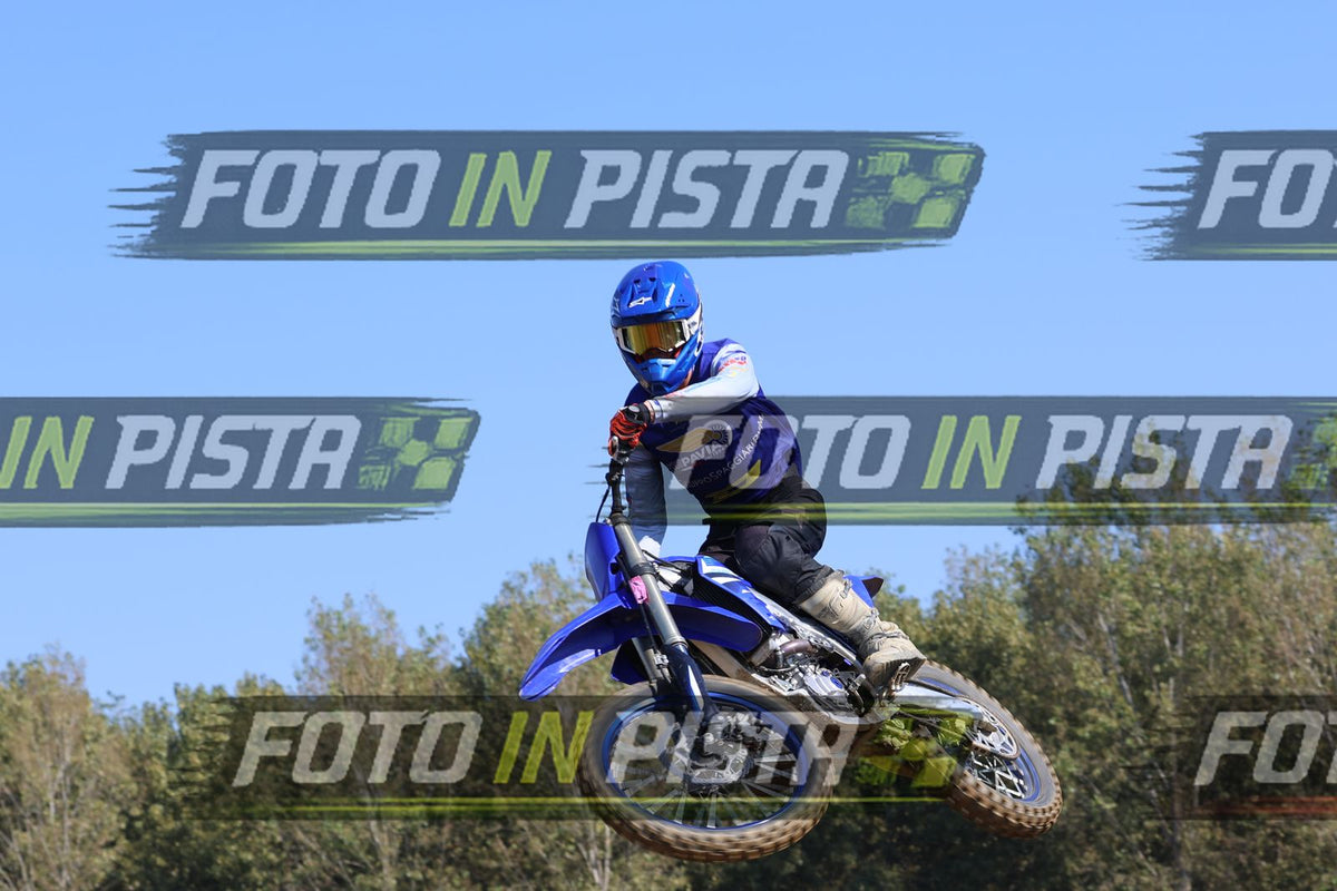 BLUE MOTO - BLUE PAVIA · JD9A3565