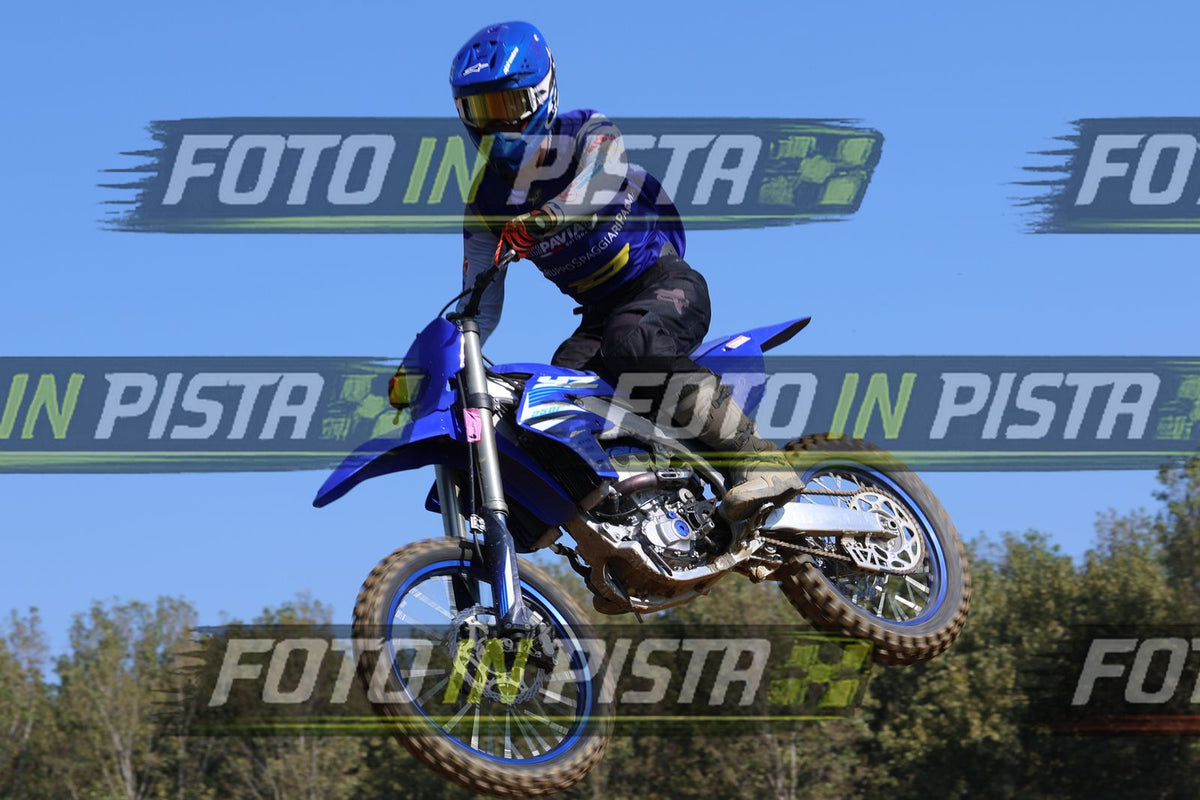 BLUE MOTO - BLUE PAVIA · JD9A3567