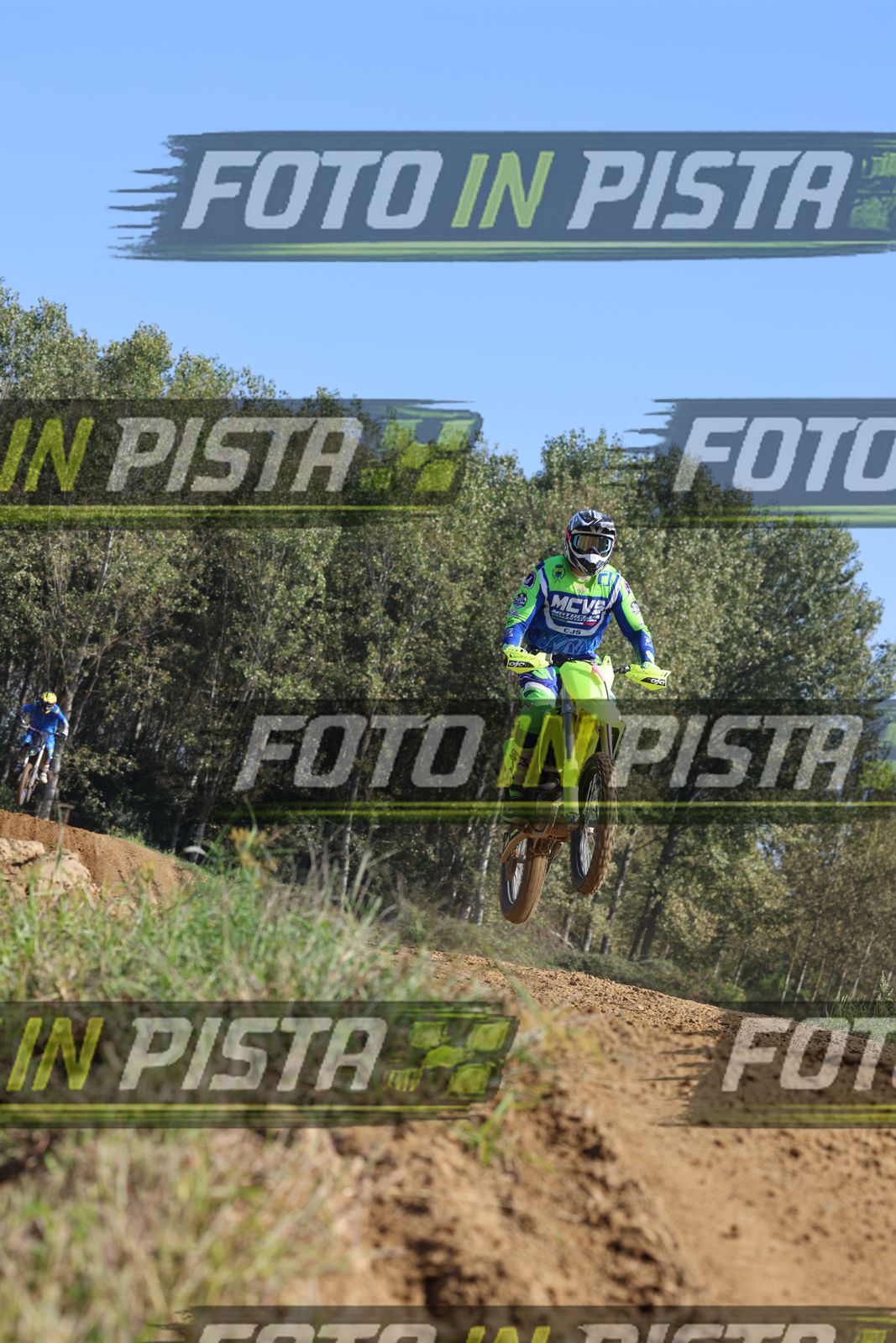 GREEN BIKE - MCVS SUITE · JD9A3597