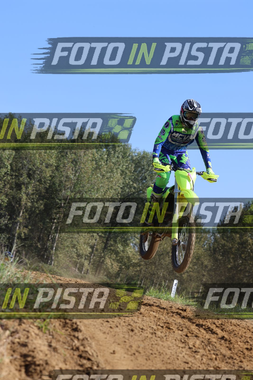 GREEN BIKE - MCVS SUITE · JD9A3602