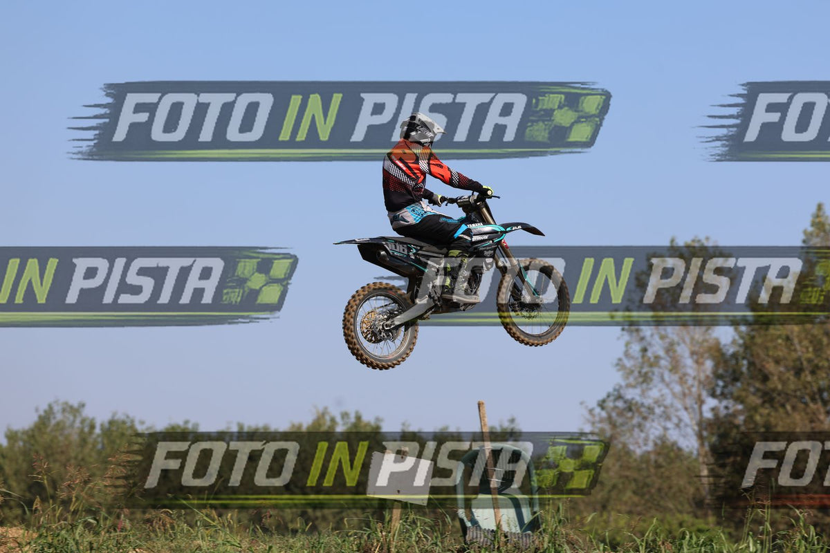 108 · JD9A3640