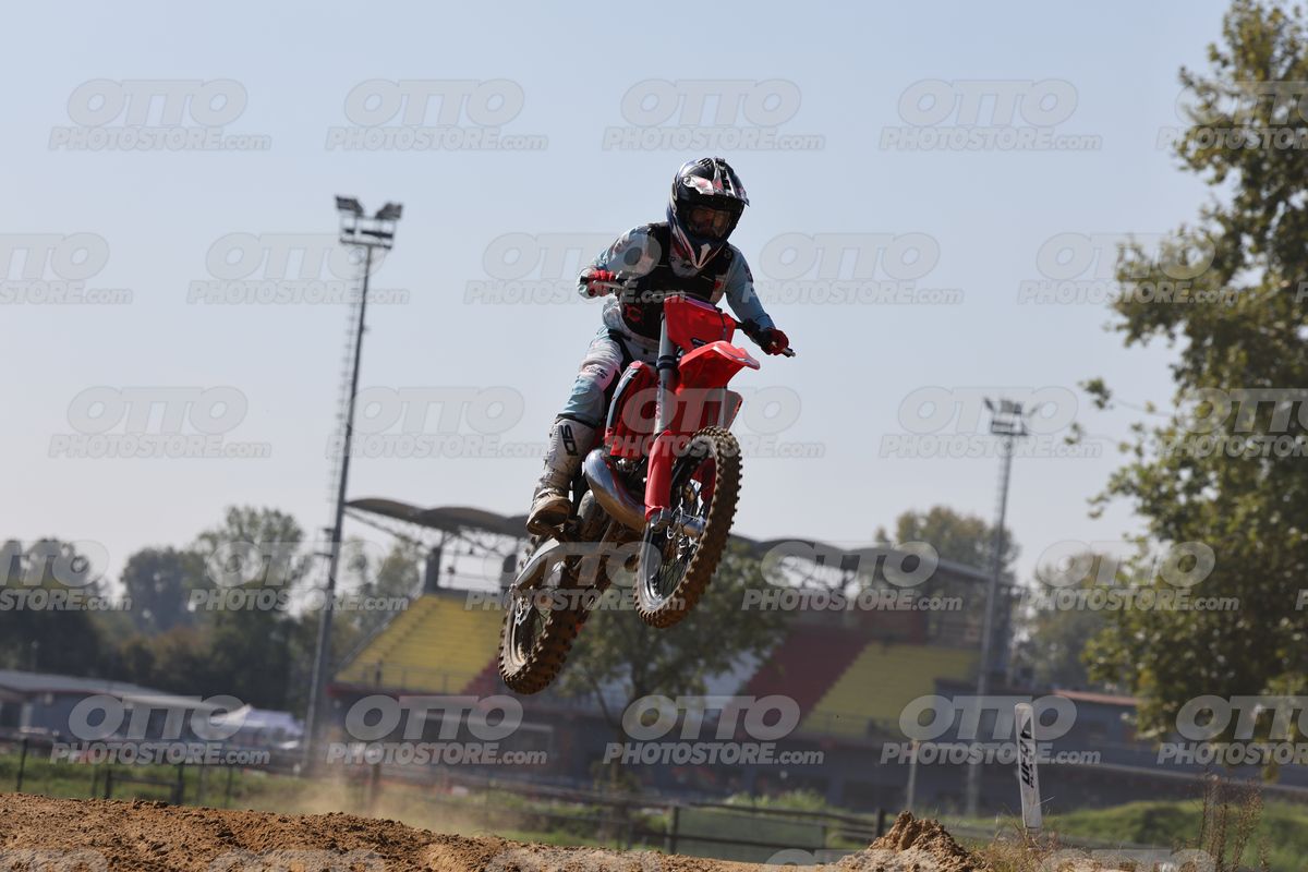 GAS GAS RED - LIGHT BLUE WHITE SUIT - BLACK BLUE RED HELMET · JD9A3985