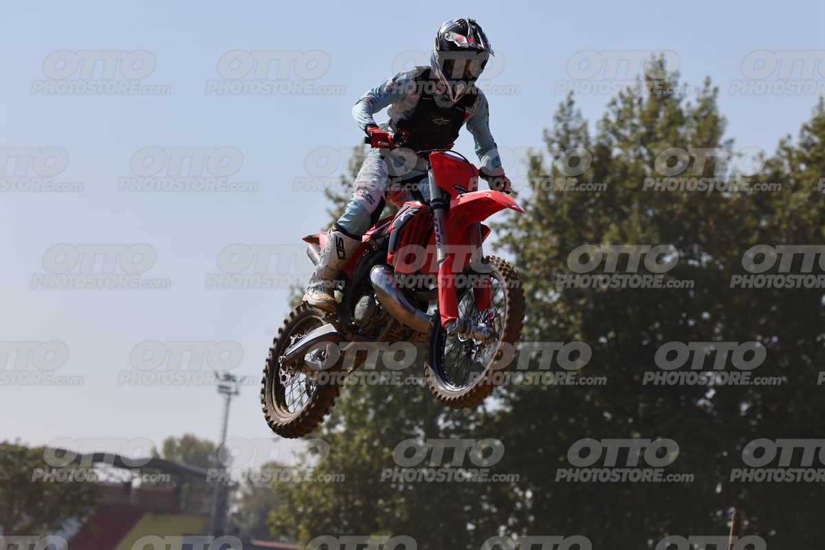 GAS GAS RED - LIGHT BLUE WHITE SUIT - BLACK BLUE RED HELMET · JD9A3987