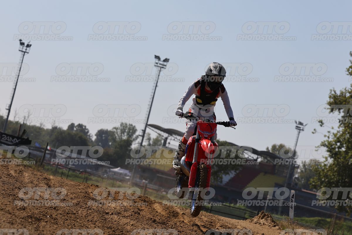 GAS GAS RED - LIGHT BLUE WHITE SUIT - BLACK BLUE RED HELMET · JD9A3993