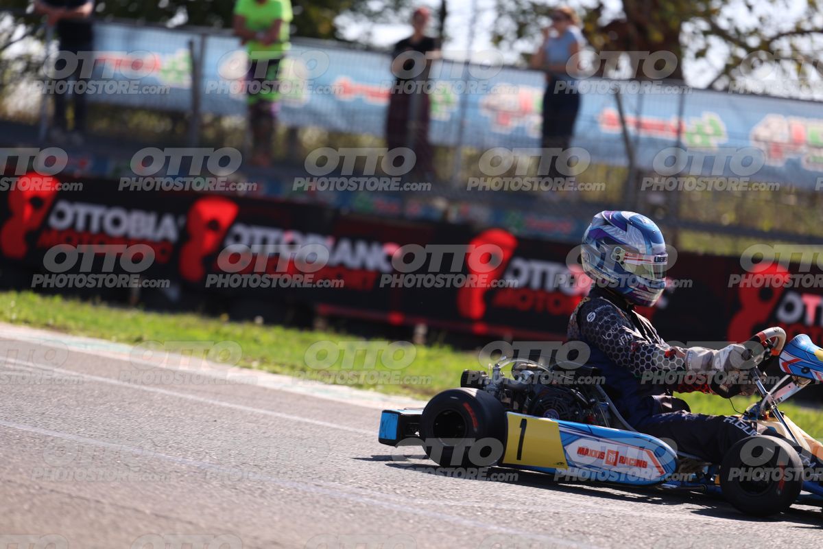 GOKART 1 · JD9A4524