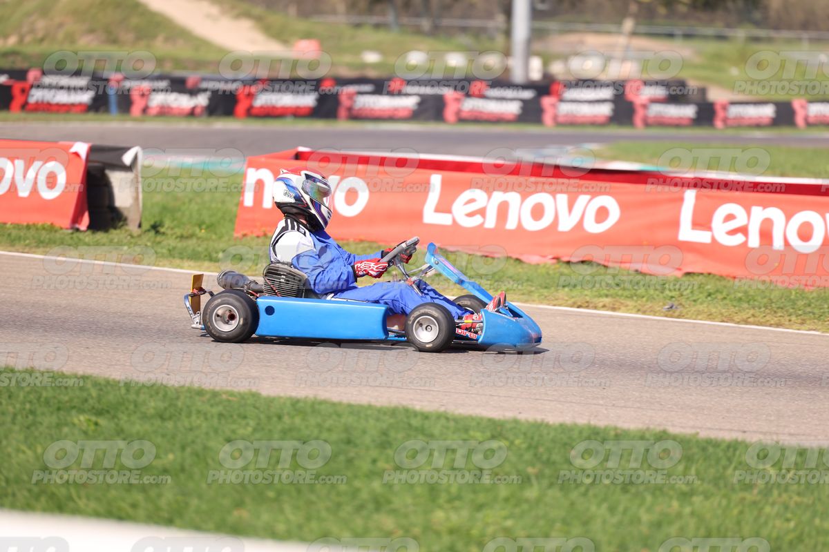 GOKART BLU KART - White Blu Suite · JD9A4582