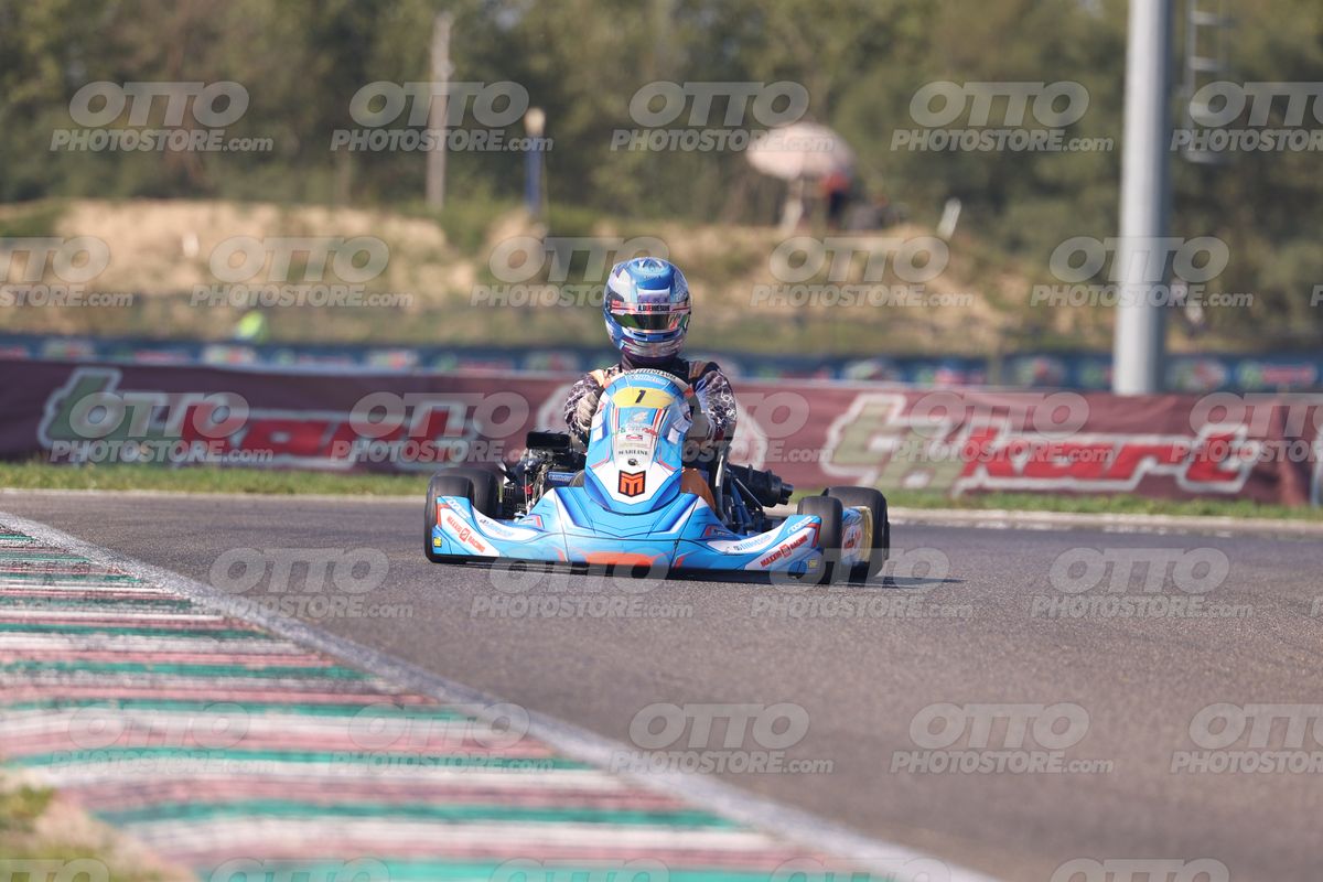 GOKART 1 · JD9A4683