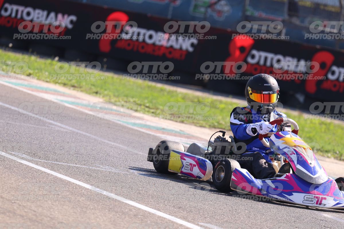 GOKART ST RACING - Black Helmet · JD9A4776