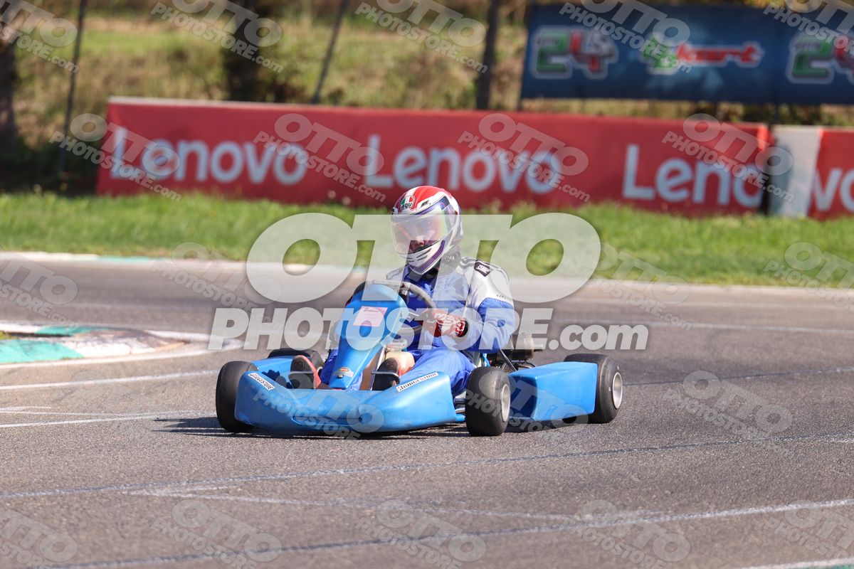 BLU KART - White Blu Suite · JD9A4793