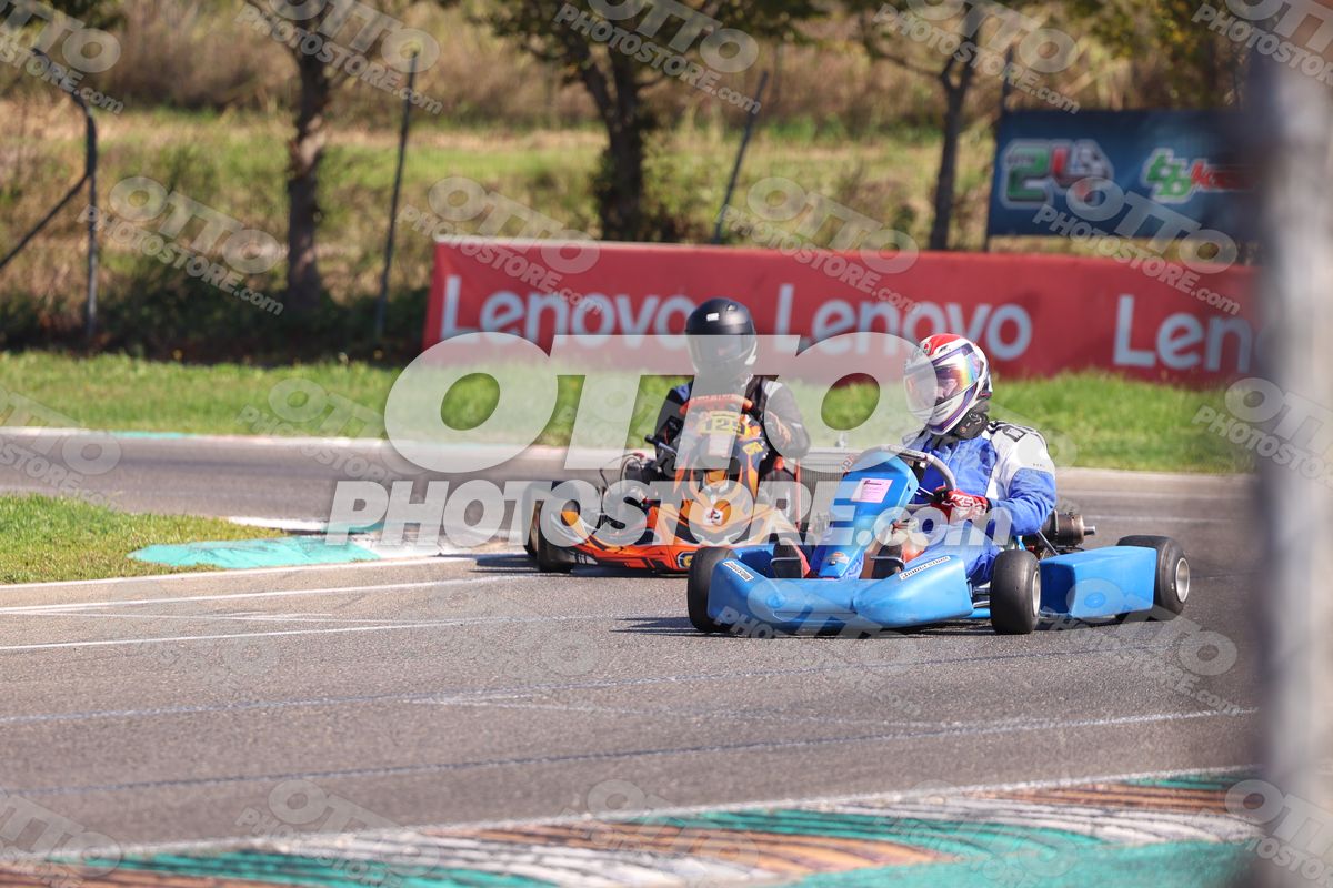 BLU KART - White Blu Suite · JD9A4876