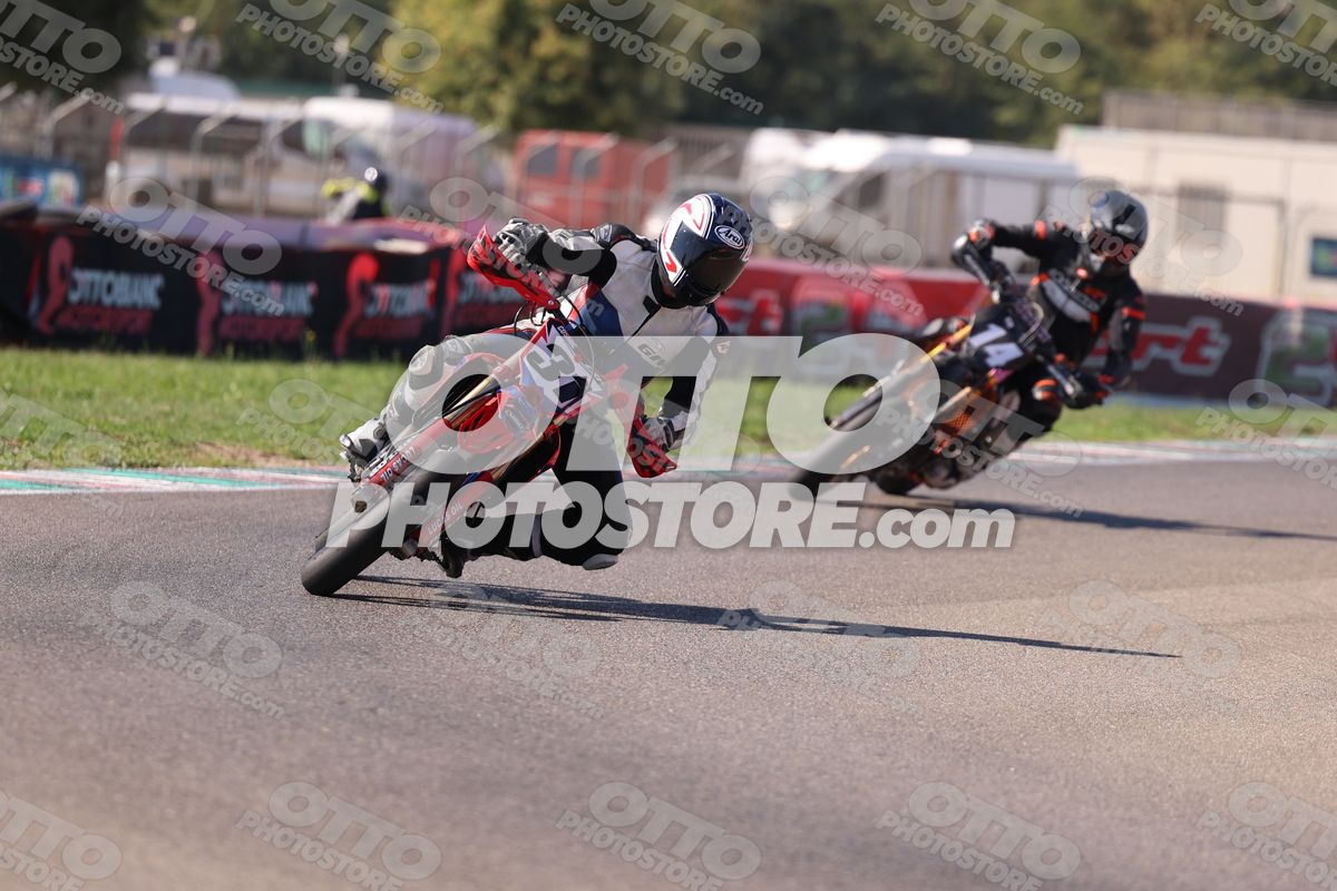 SUPERMOTO 31 · JD9A5035