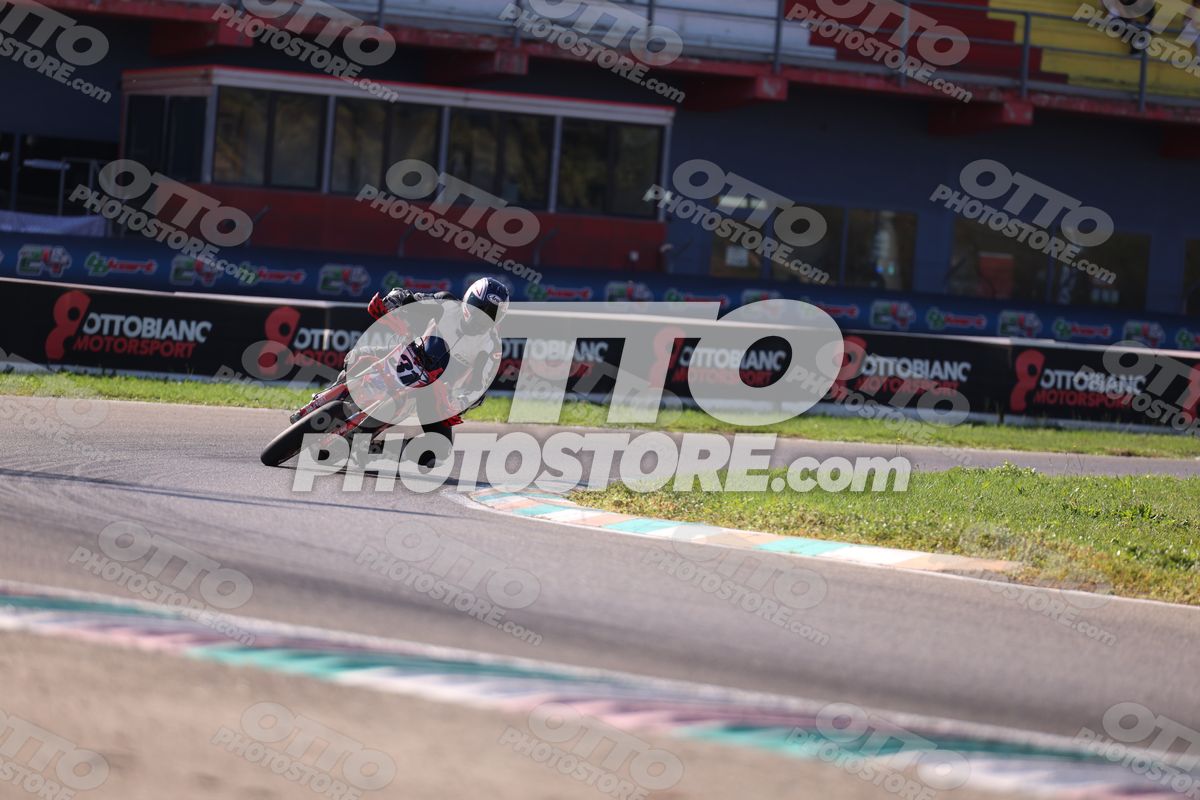 SUPERMOTO 31 · JD9A5308