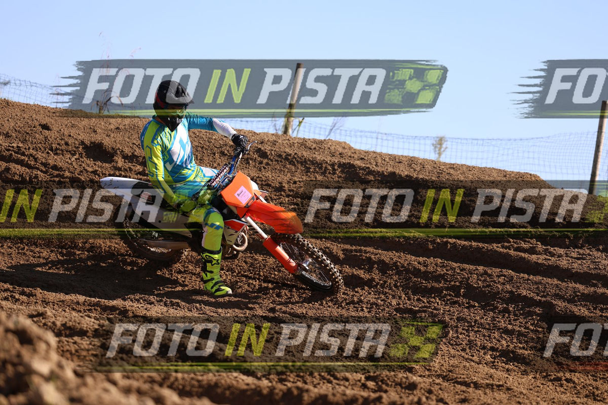 KTM - orange white - yellow skyblue suite · JD9A5687