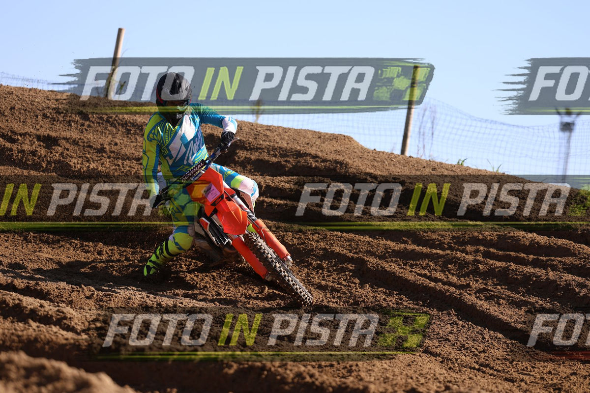 KTM - orange white - yellow skyblue suite · JD9A5689