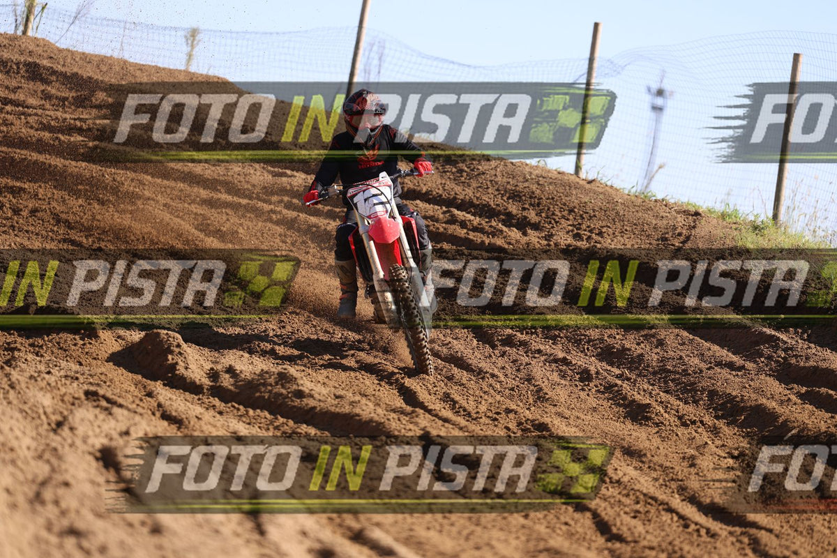 RUSSEL · JD9A5767