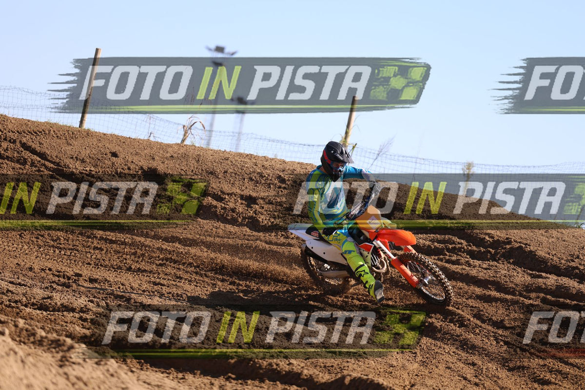 KTM - orange white - yellow skyblue suite · JD9A5785