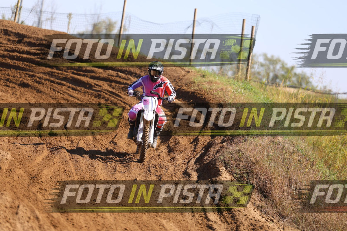 YZ - white - pink aplinestar suite · JD9A5814