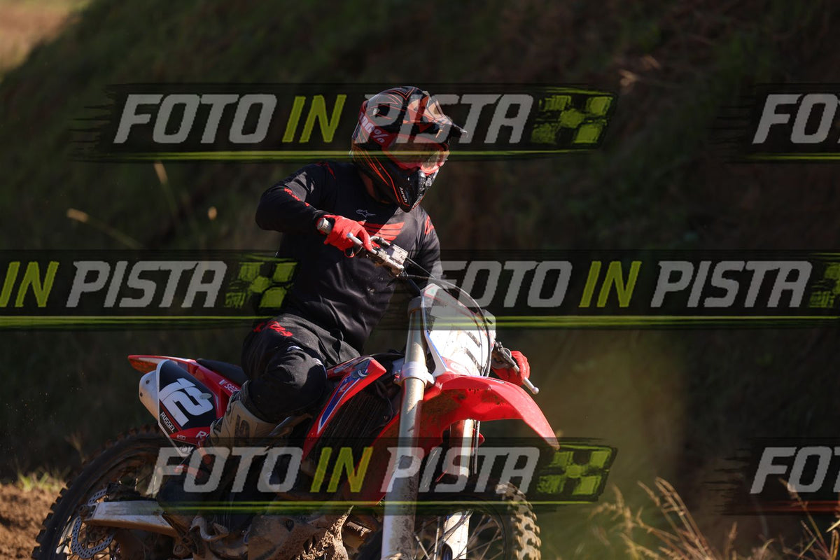 RUSSEL · JD9A6032